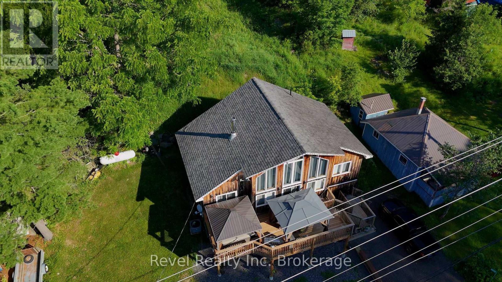 2242 Highway 124, Whitestone (Dunchurch), ON - Outdoor
