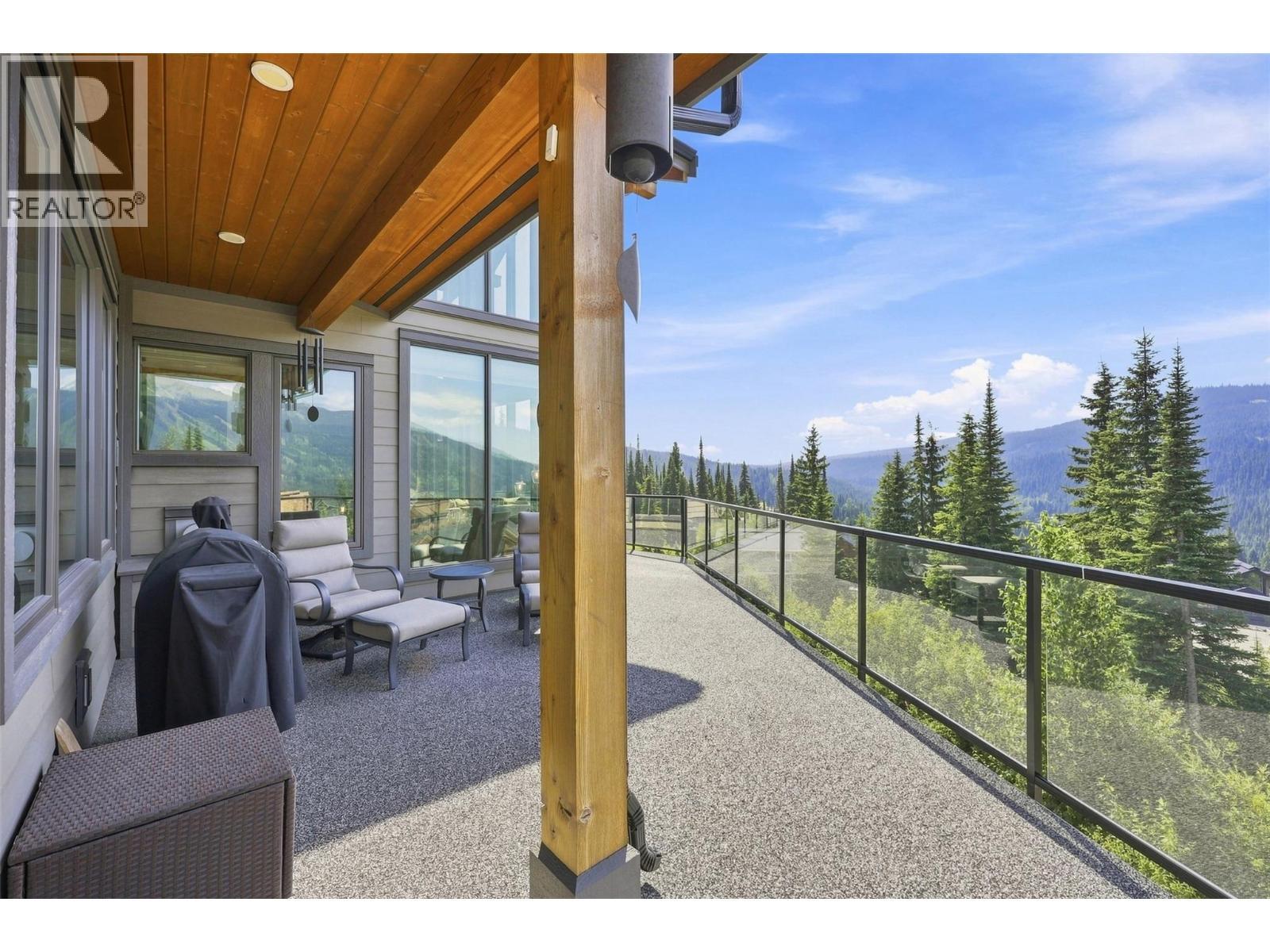 5419 Lookout Ridge Place, Sun Peaks, BC - Outdoor With Exterior