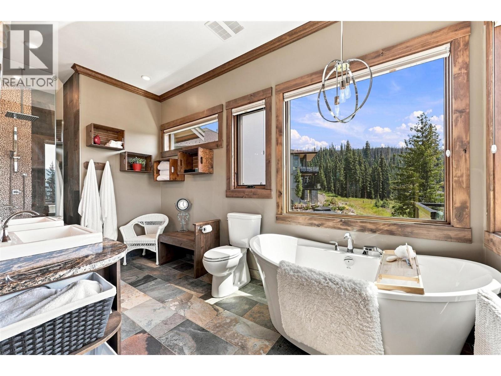 5419 Lookout Ridge Place, Sun Peaks, BC - Indoor Photo Showing Bathroom