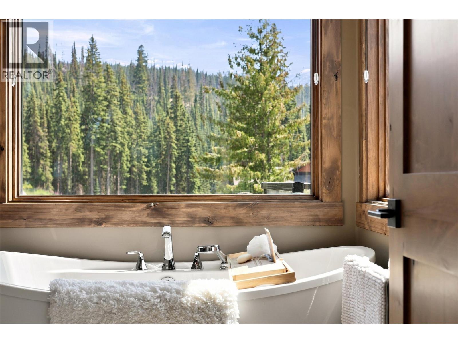 5419 Lookout Ridge Place, Sun Peaks, BC - Photo Showing Bathroom