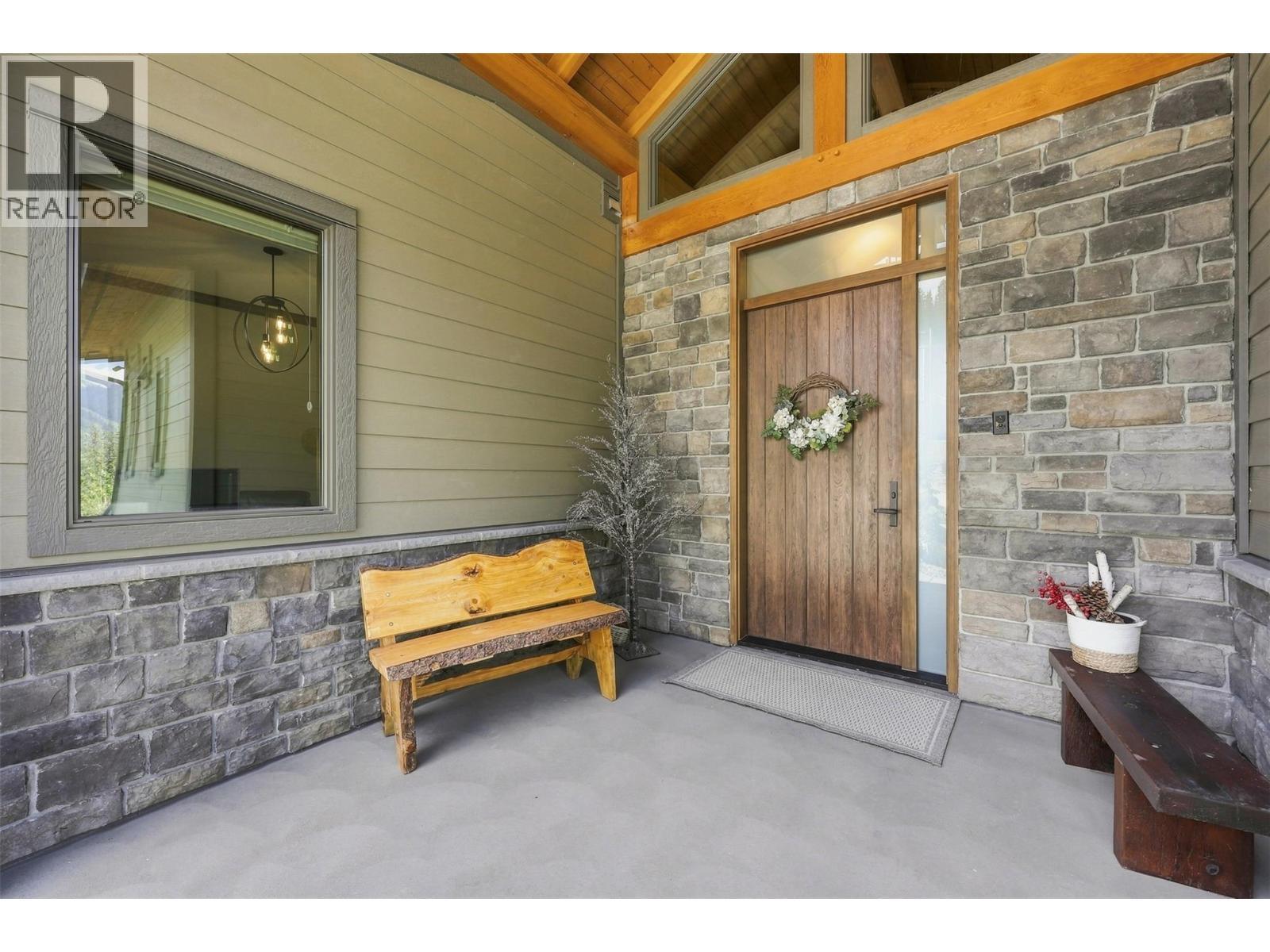 5419 Lookout Ridge Place, Sun Peaks, BC - Outdoor With Deck Patio Veranda With Exterior