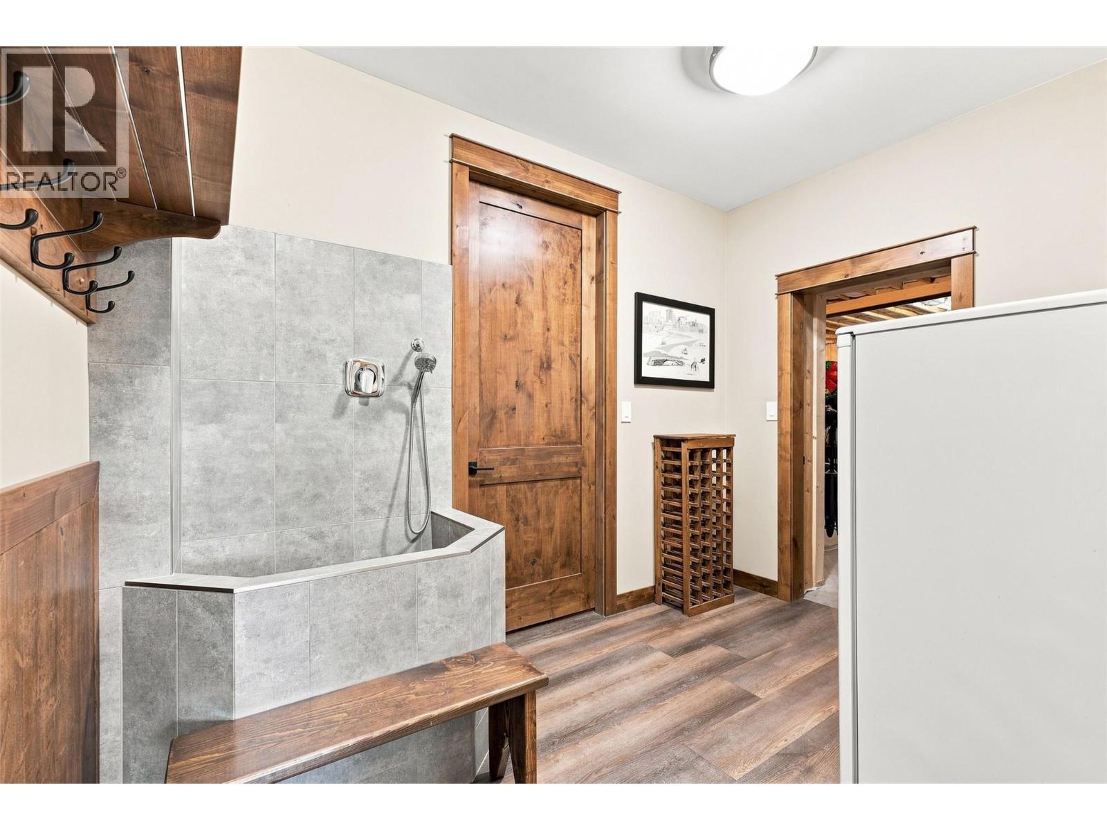 5419 Lookout Ridge Place, Sun Peaks, BC - Indoor Photo Showing Bathroom
