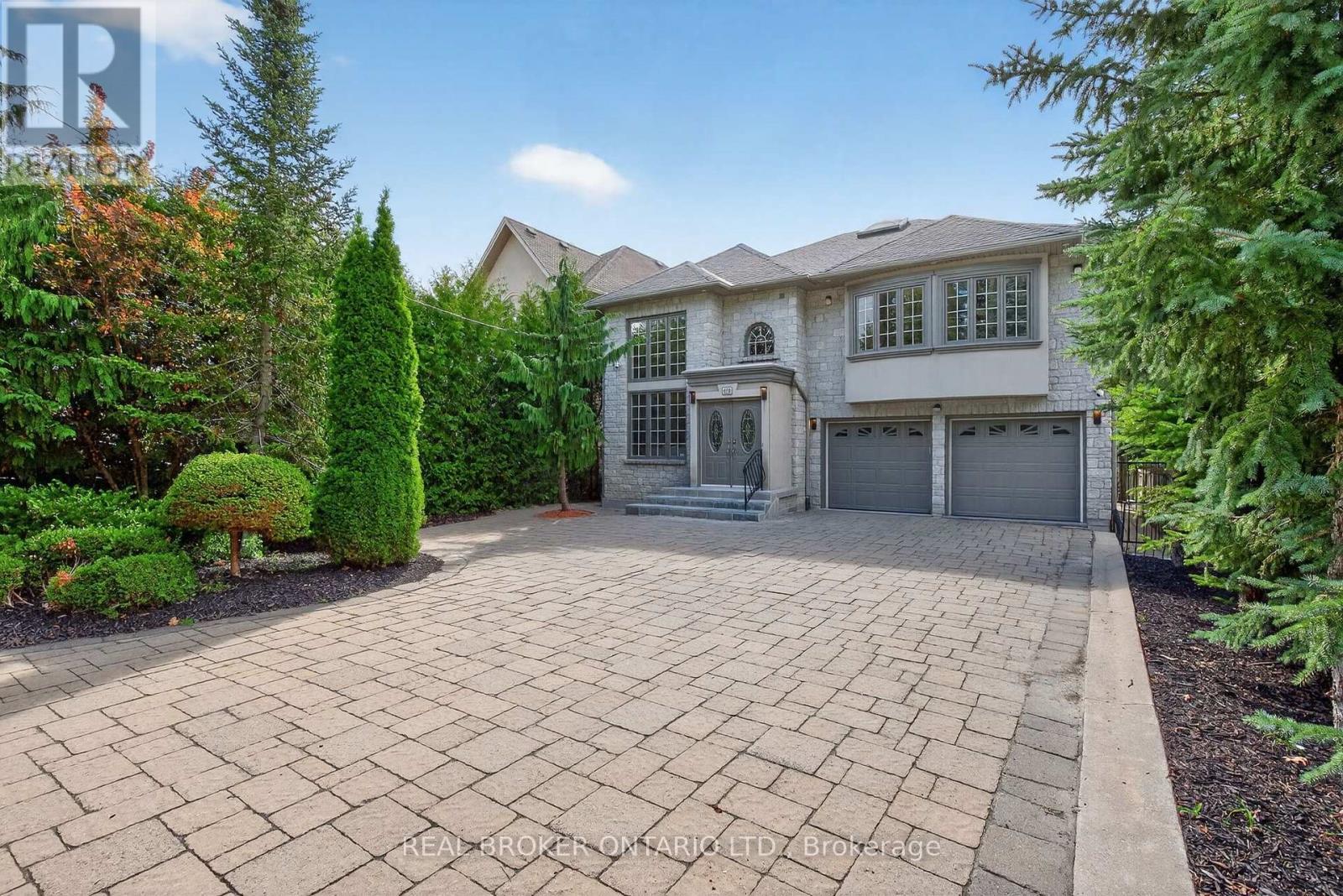 429 North Lake Road, Richmond Hill, ON - Outdoor