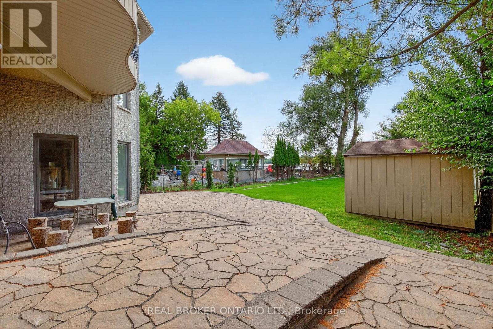 429 North Lake Road, Richmond Hill, ON - Outdoor With Deck Patio Veranda
