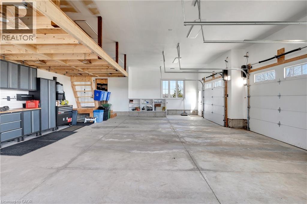 42 Parsonage Road, Ancaster, ON - Indoor Photo Showing Garage