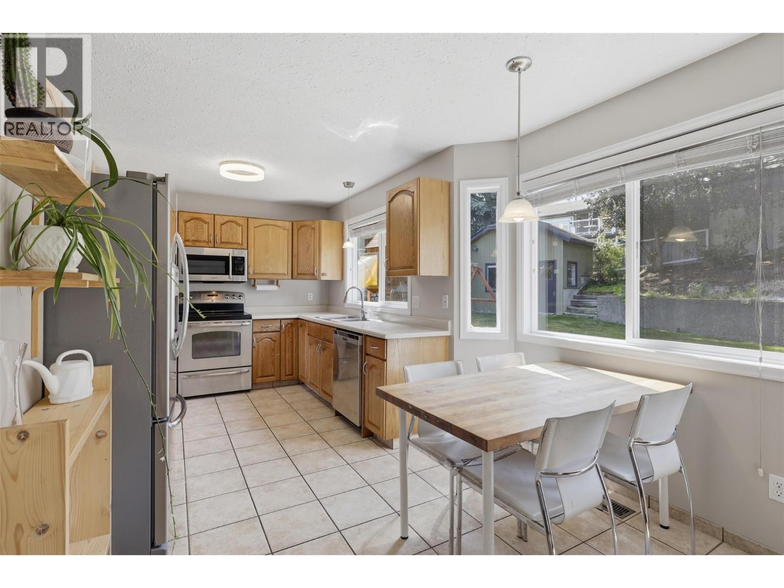 862 Greybriar Court, Kamloops, BC - Indoor