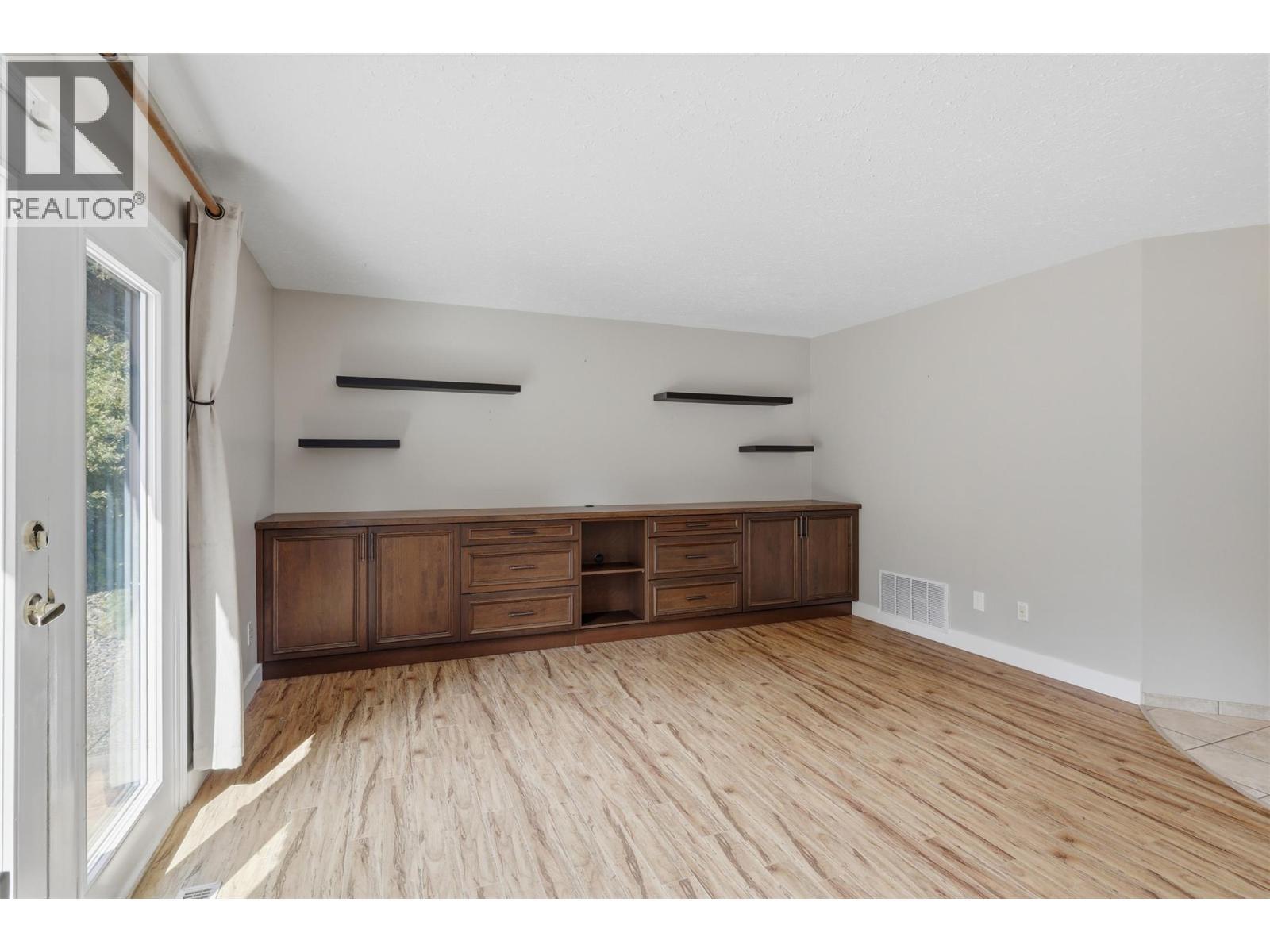 862 Greybriar Court, Kamloops, BC - Indoor Photo Showing Other Room