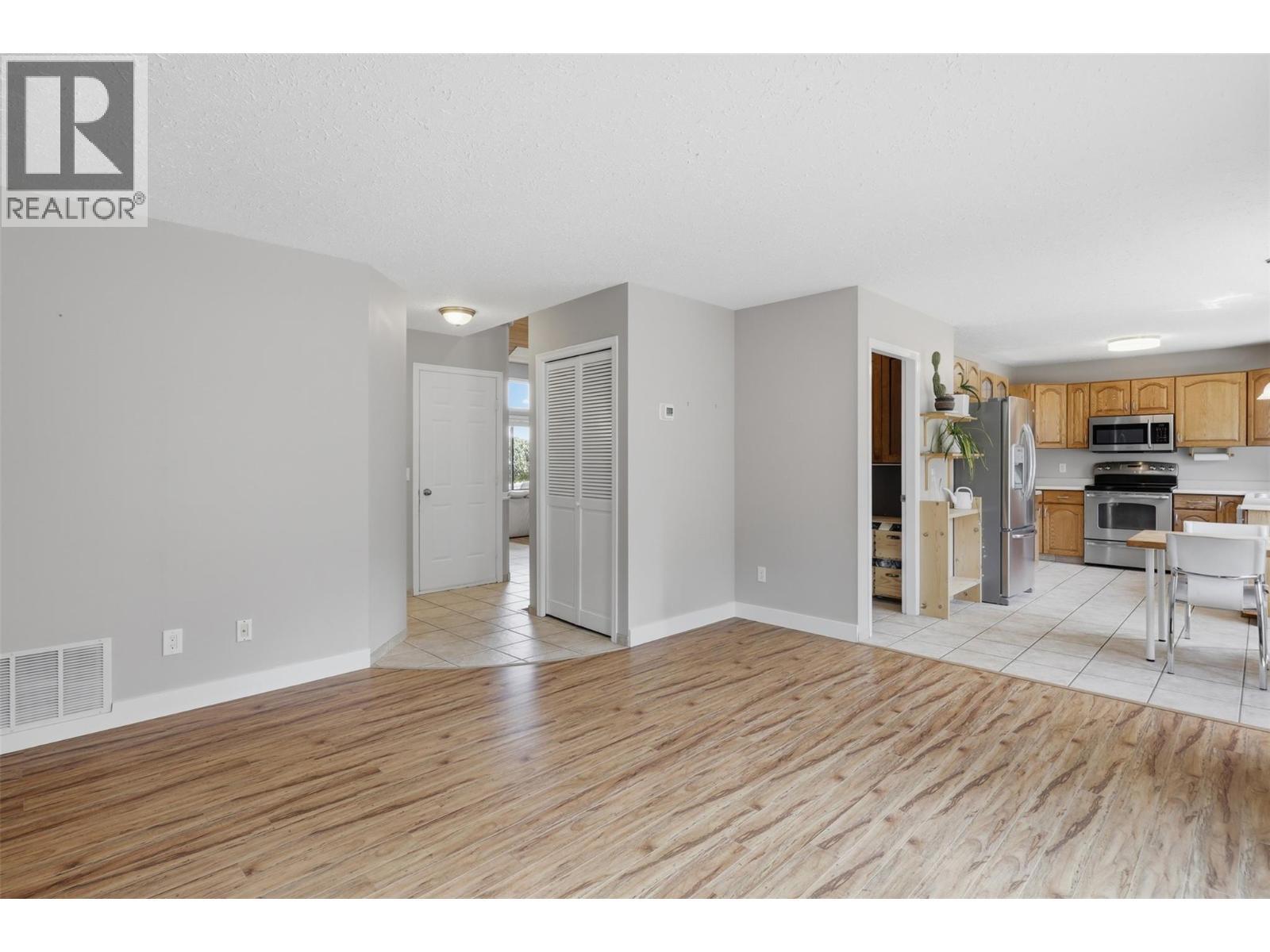 862 Greybriar Court, Kamloops, BC - Indoor