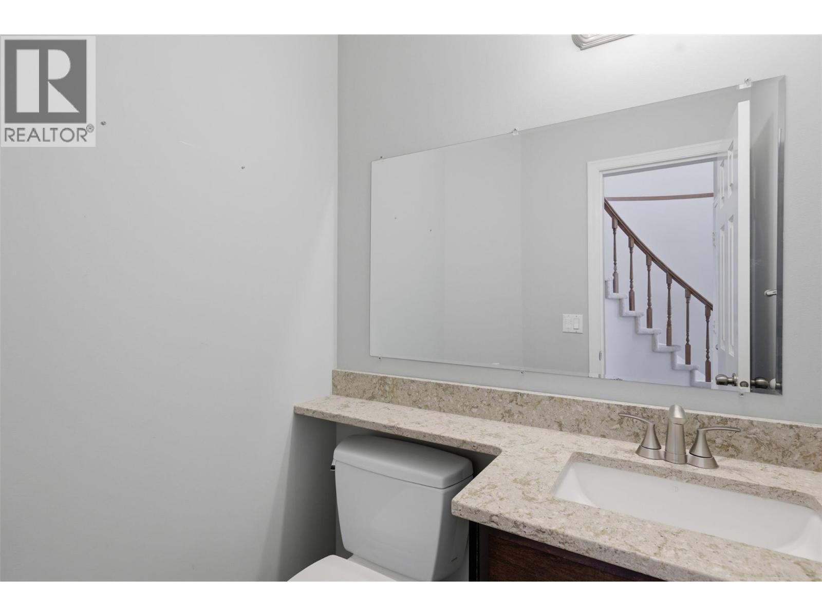 862 Greybriar Court, Kamloops, BC - Indoor Photo Showing Bathroom