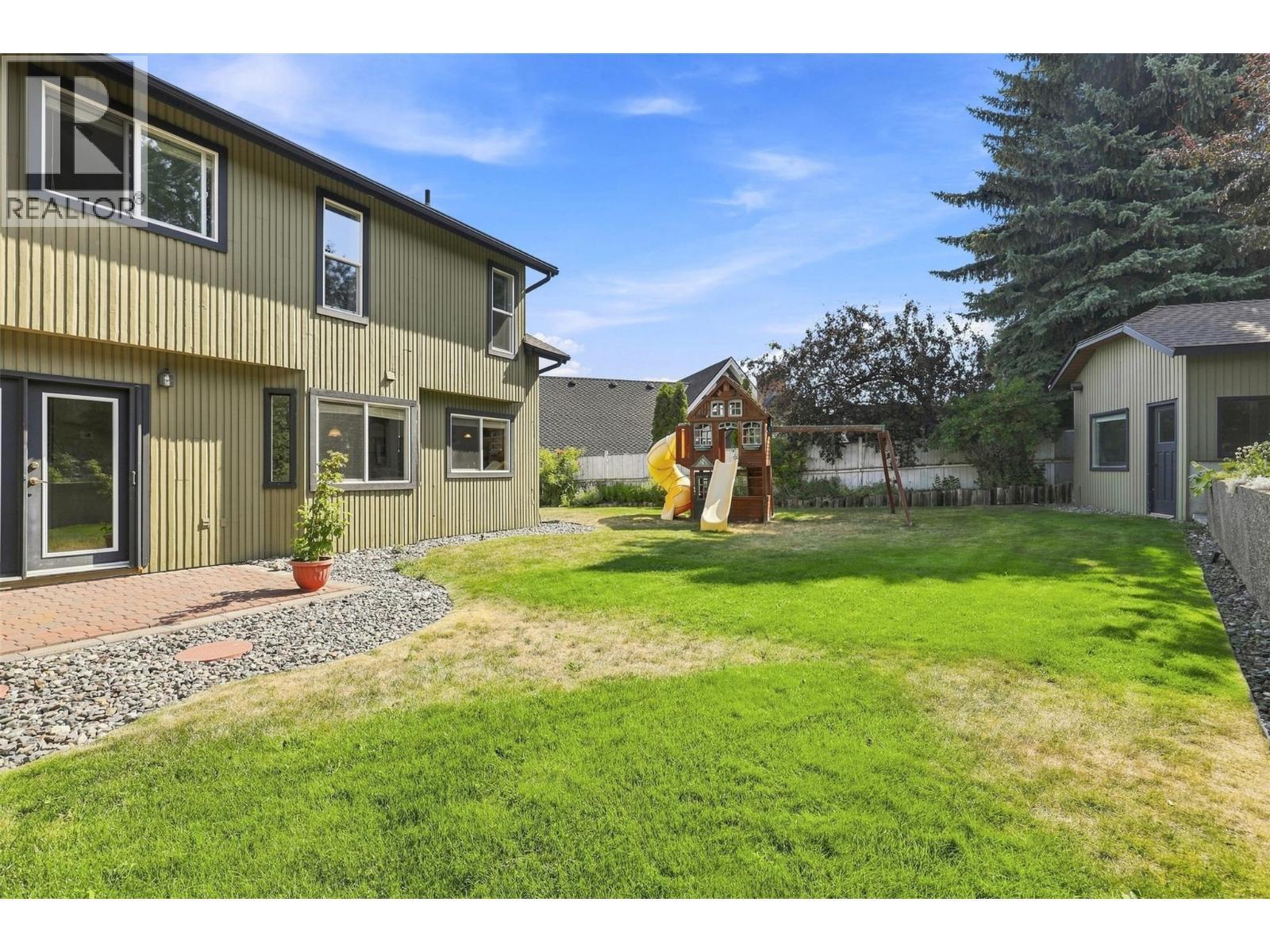 862 Greybriar Court, Kamloops, BC - Outdoor