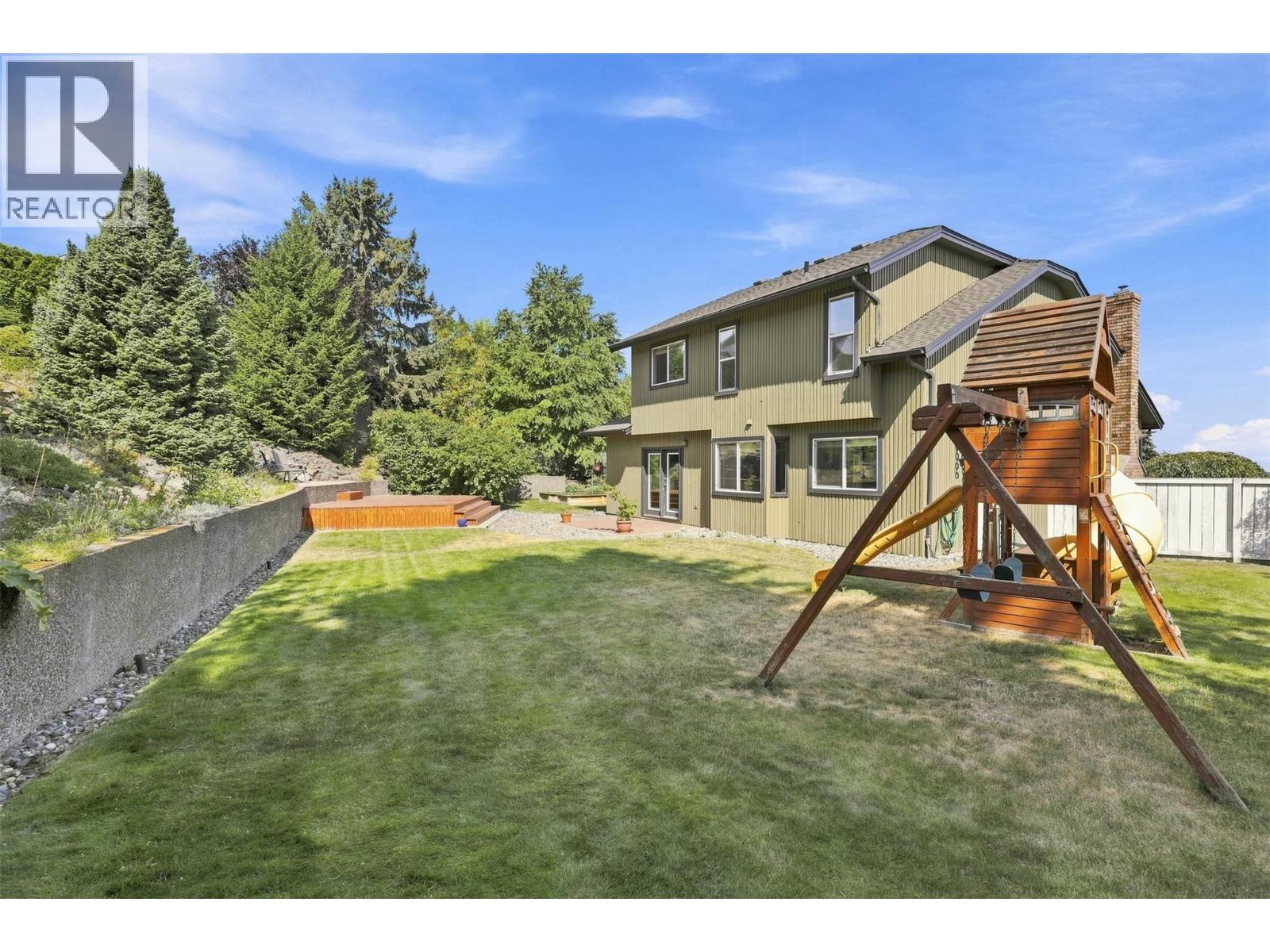 862 Greybriar Court, Kamloops, BC - Outdoor