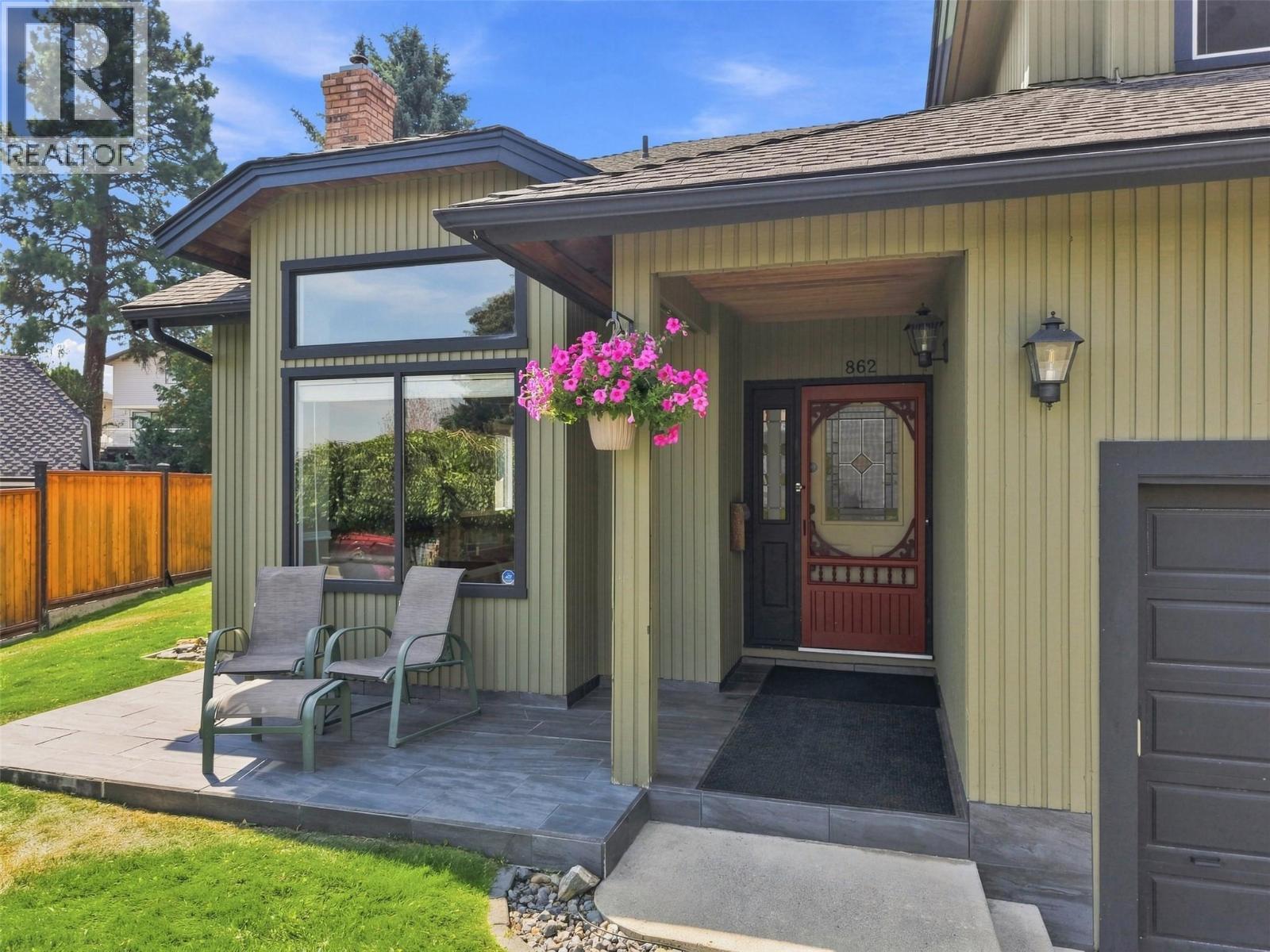 862 Greybriar Court, Kamloops, BC - Outdoor With Deck Patio Veranda