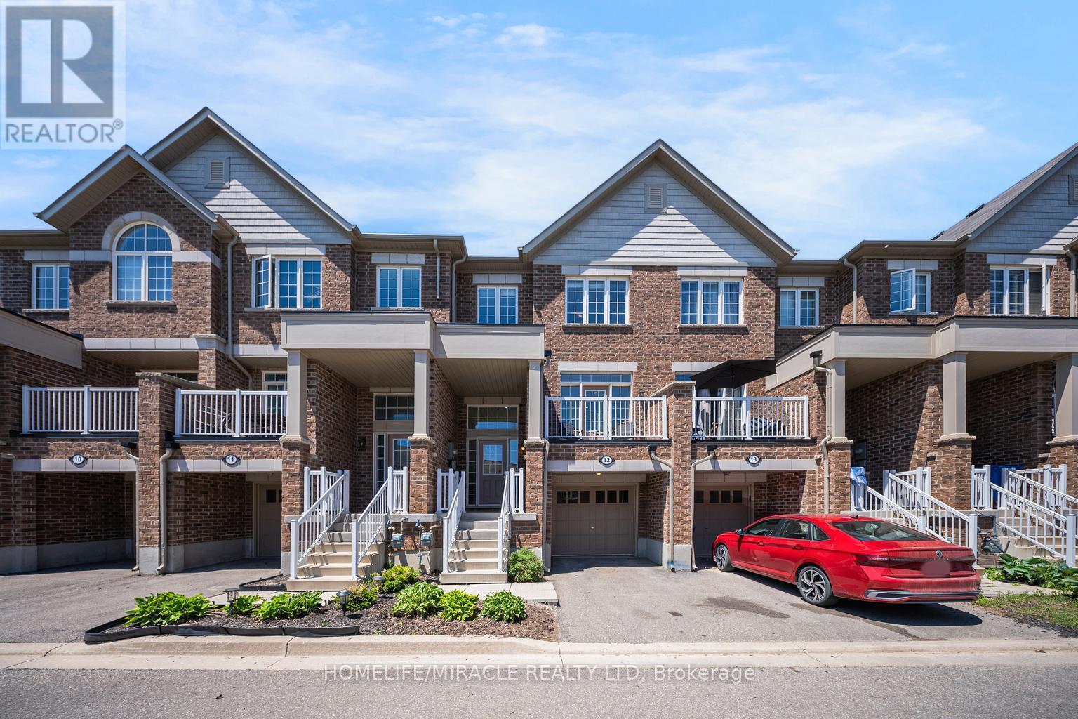 12 - 172 Parkinson Crescent, Orangeville, ON - Outdoor With Facade
