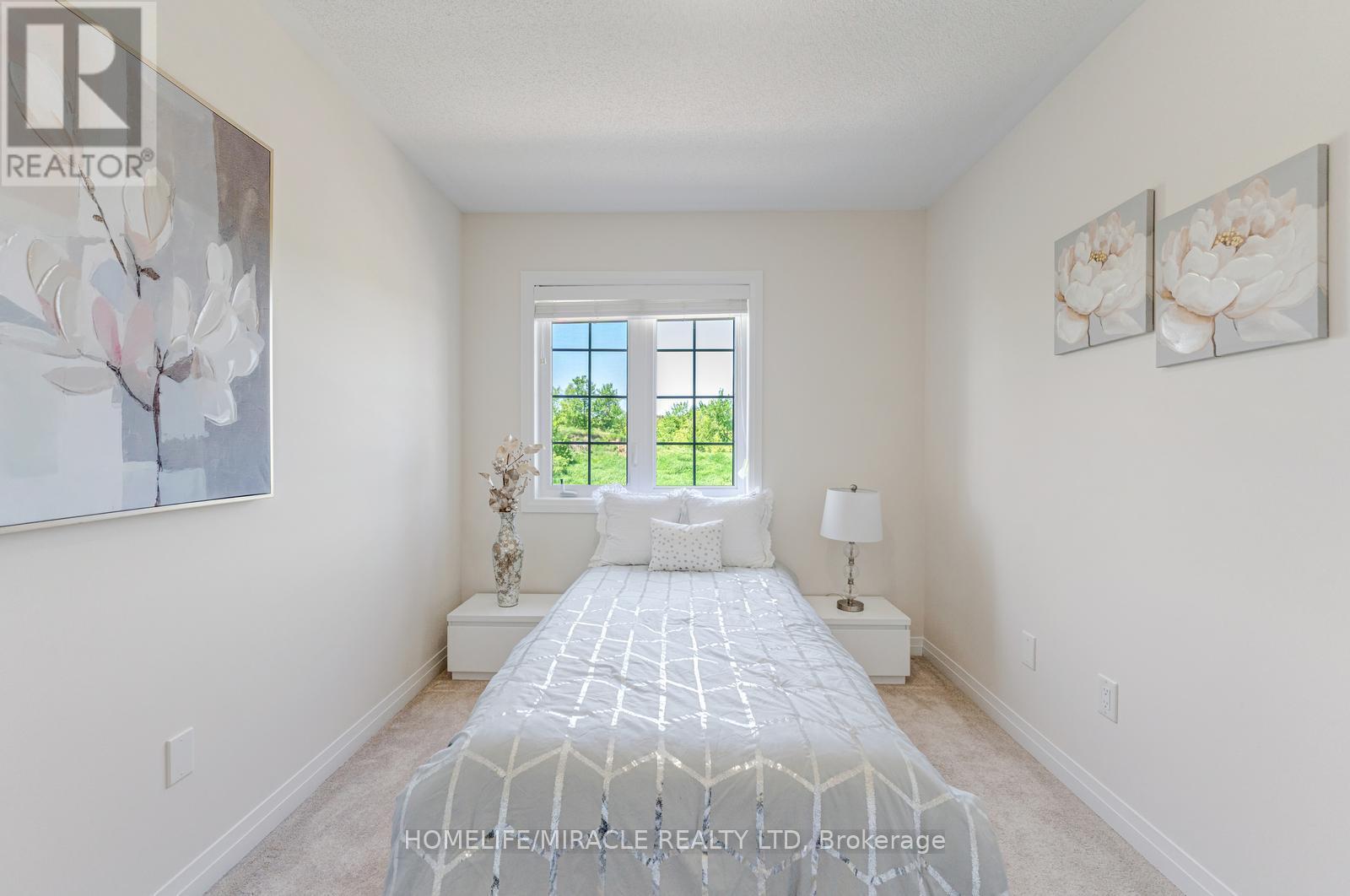 12 - 172 Parkinson Crescent, Orangeville, ON - Indoor Photo Showing Bedroom