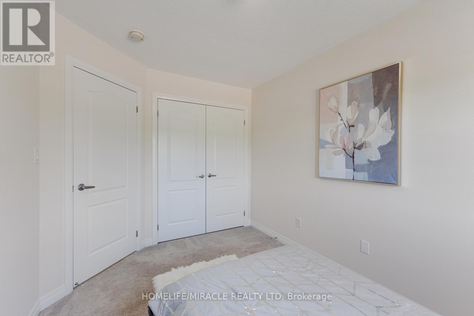 12 - 172 Parkinson Crescent, Orangeville, ON - Indoor Photo Showing Bedroom