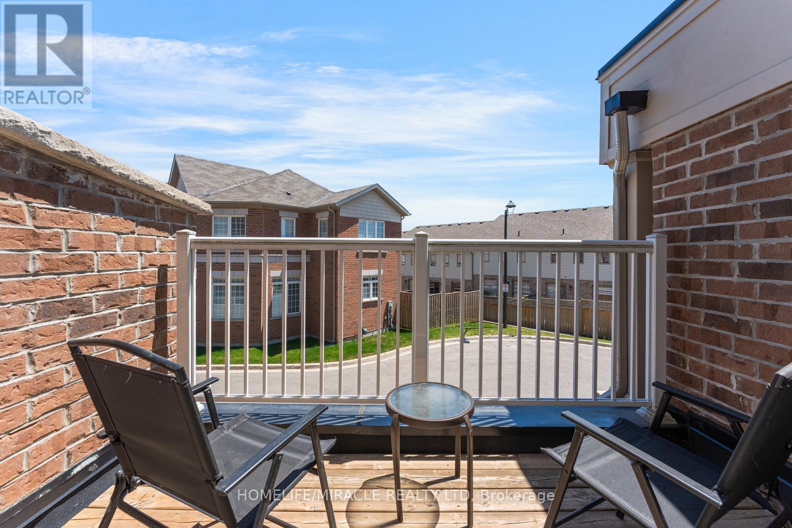 12 - 172 Parkinson Crescent, Orangeville, ON - Outdoor With Exterior