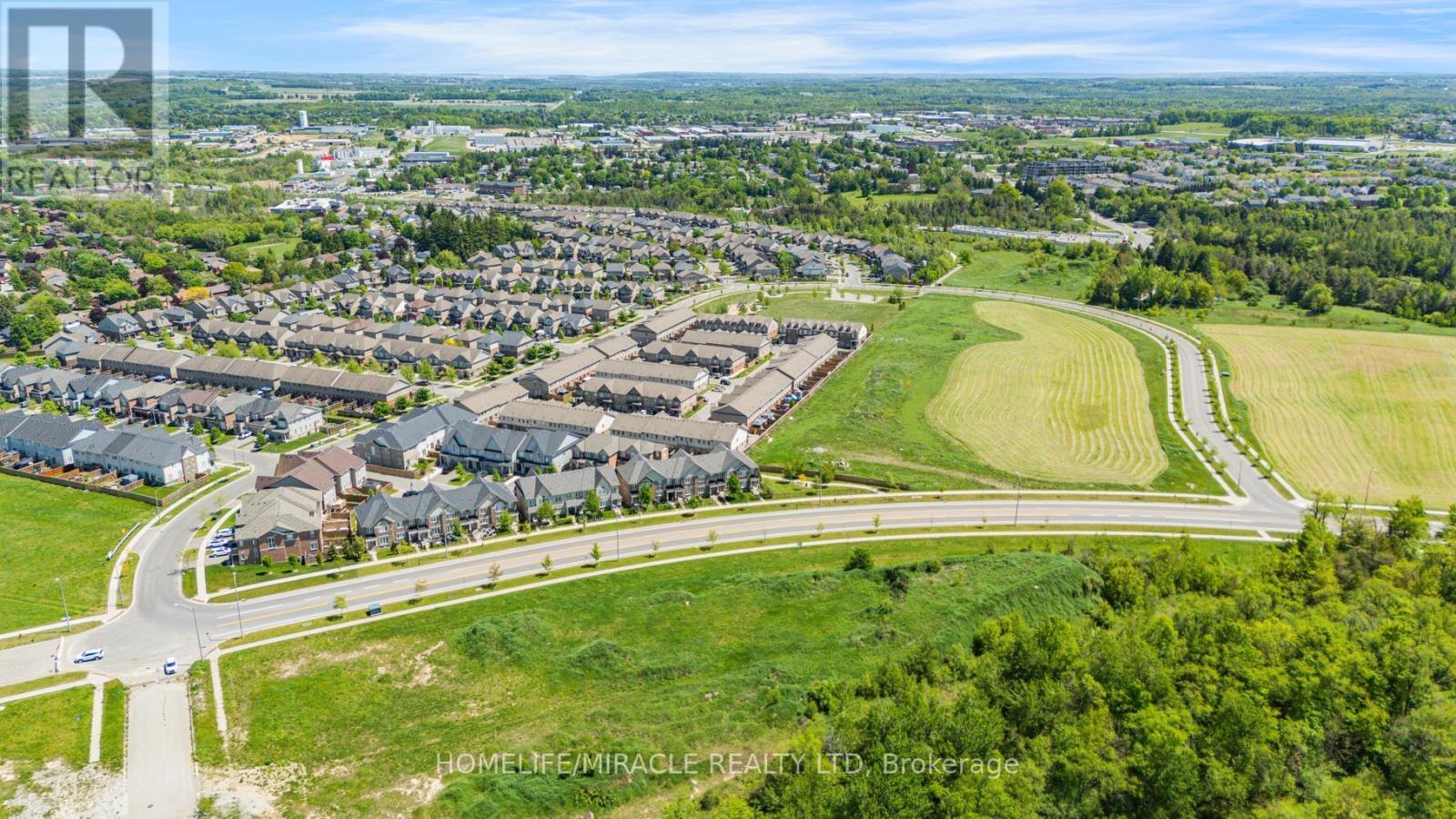 12 - 172 Parkinson Crescent, Orangeville, ON - Outdoor With View