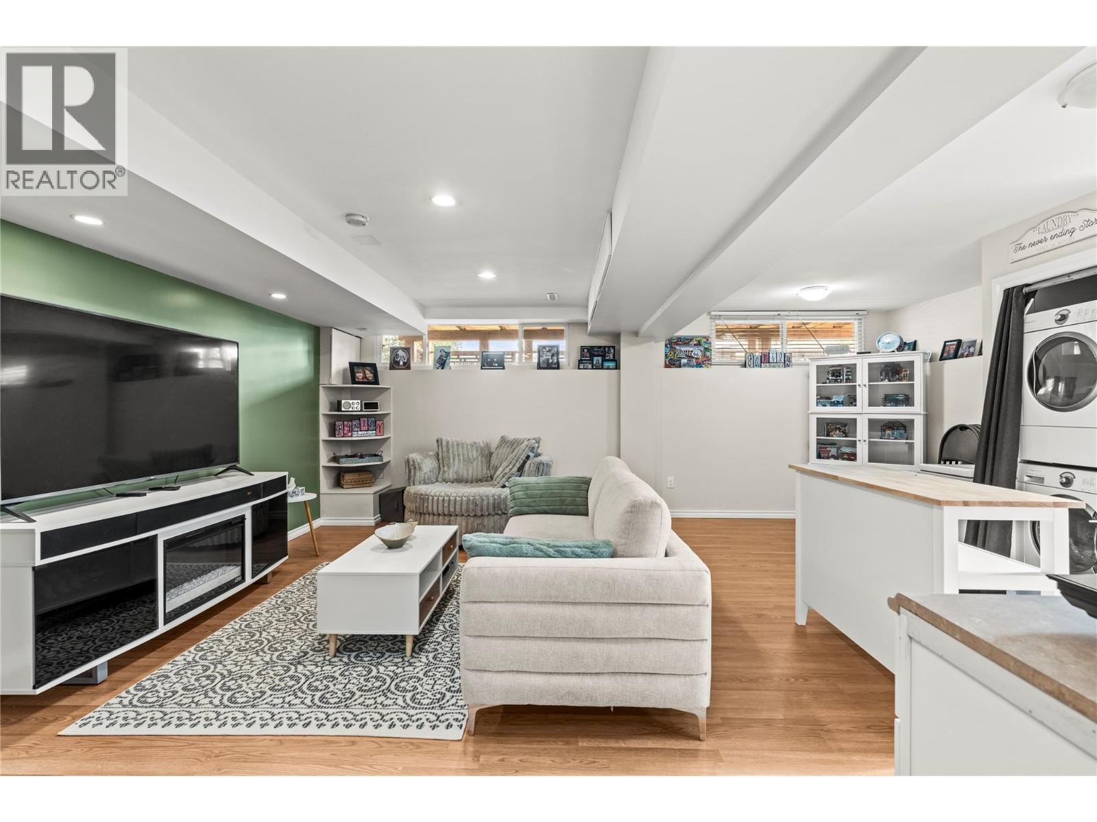 4400 15 Avenue, Vernon, BC - Indoor