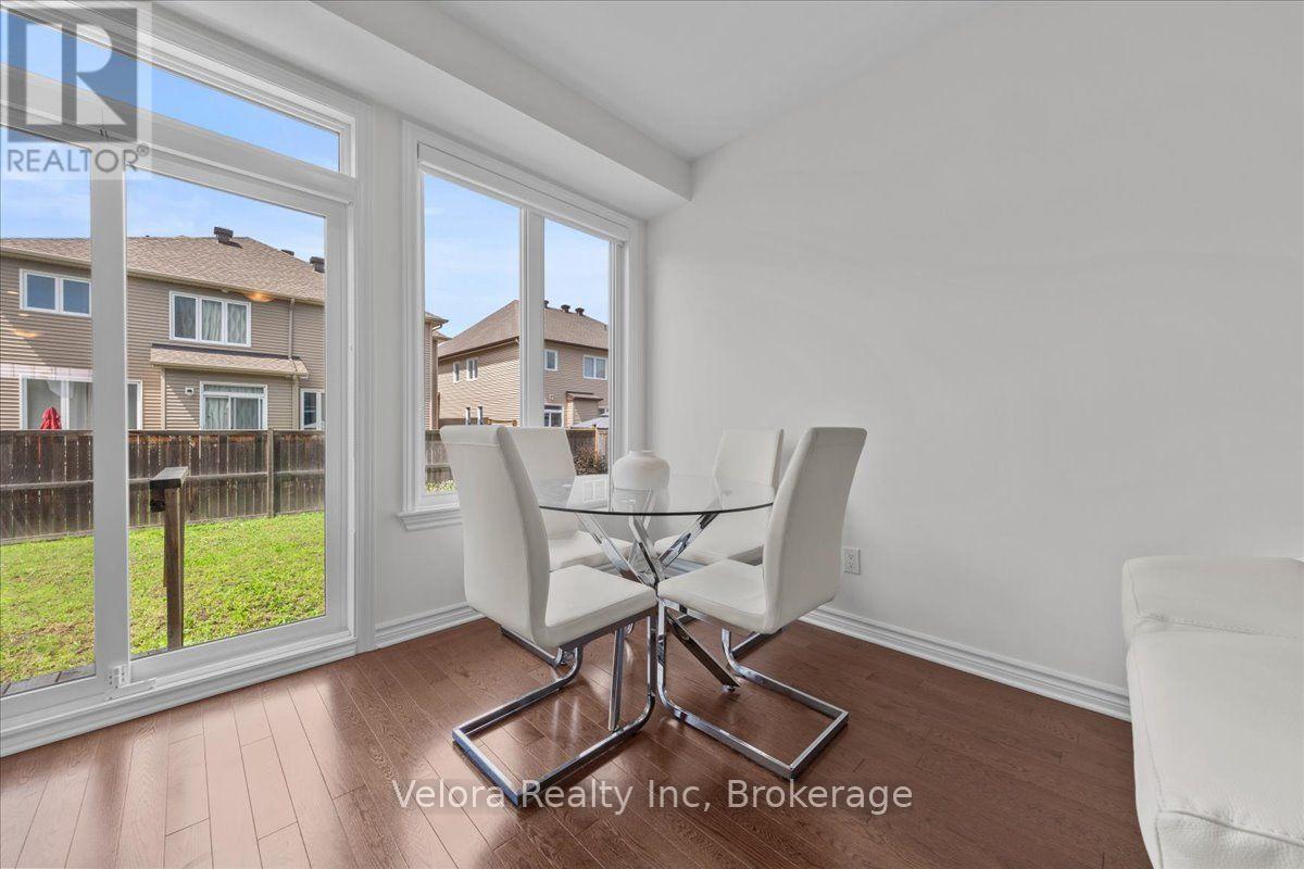 518 Vivera Place, Ottawa, ON - Indoor