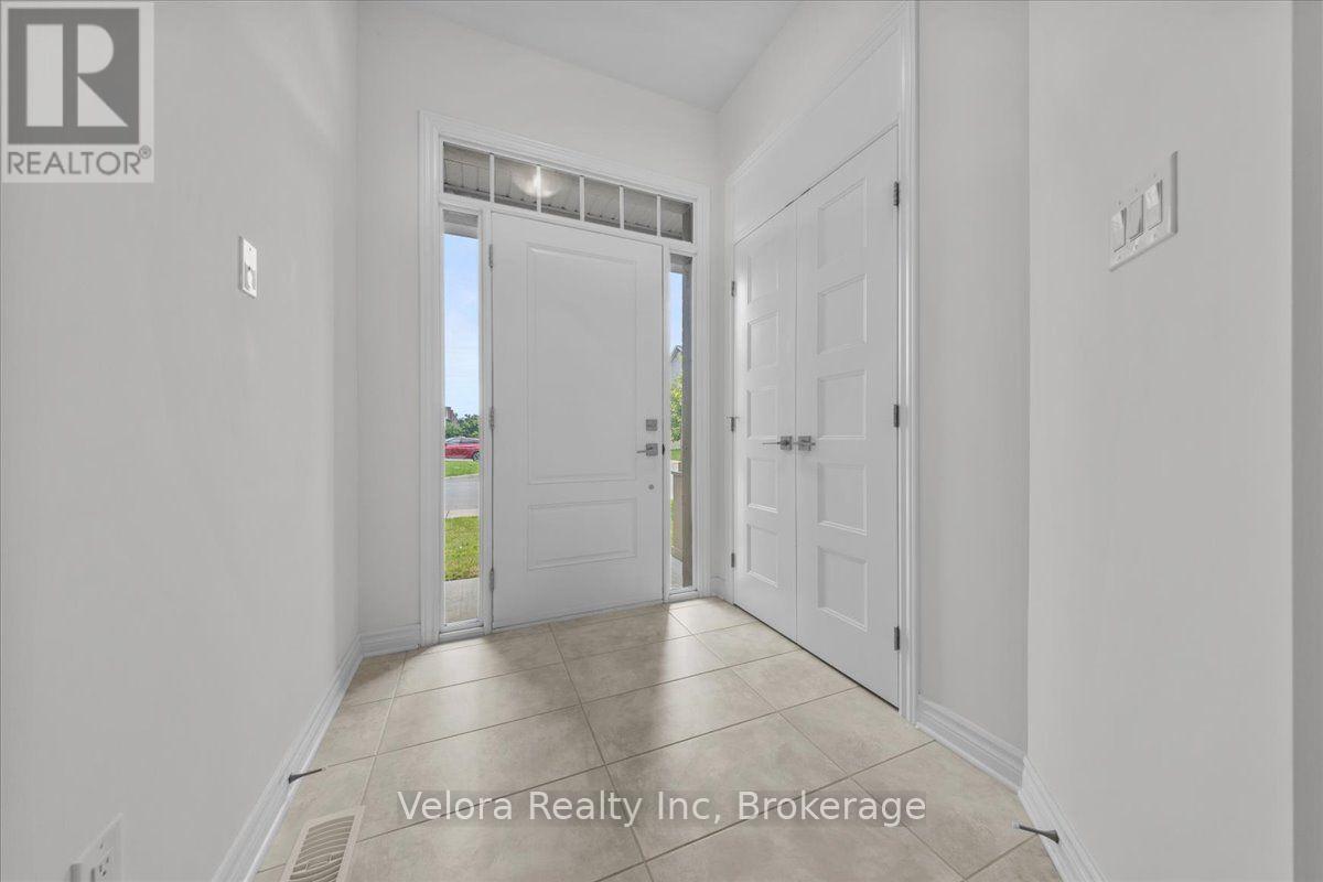518 Vivera Place, Ottawa, ON - Indoor Photo Showing Other Room
