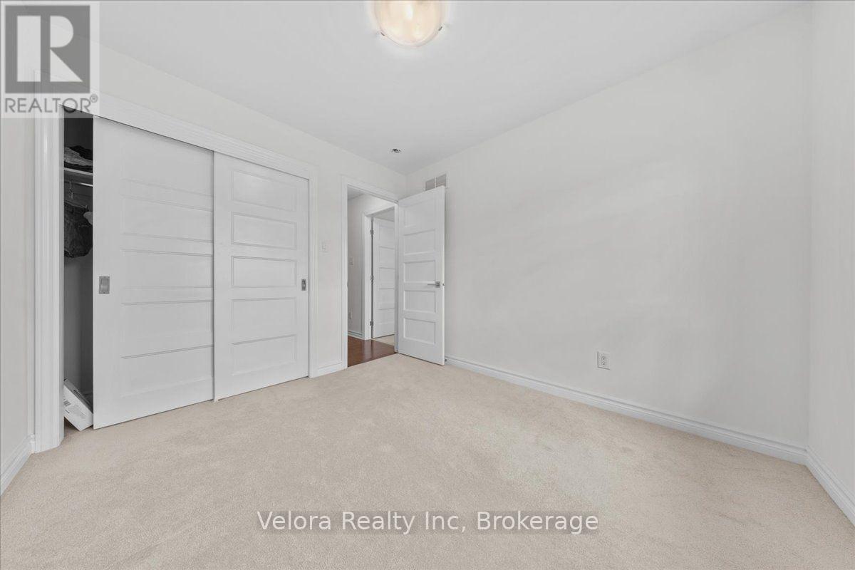 518 Vivera Place, Ottawa, ON - Indoor Photo Showing Other Room