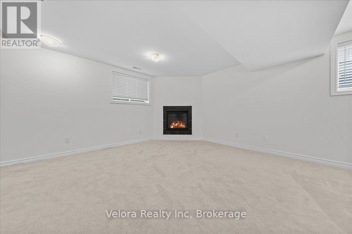 518 Vivera Place, Ottawa, ON - Indoor