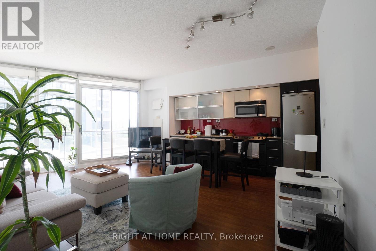 310 - 25 Capreol Court, Toronto, ON - Indoor