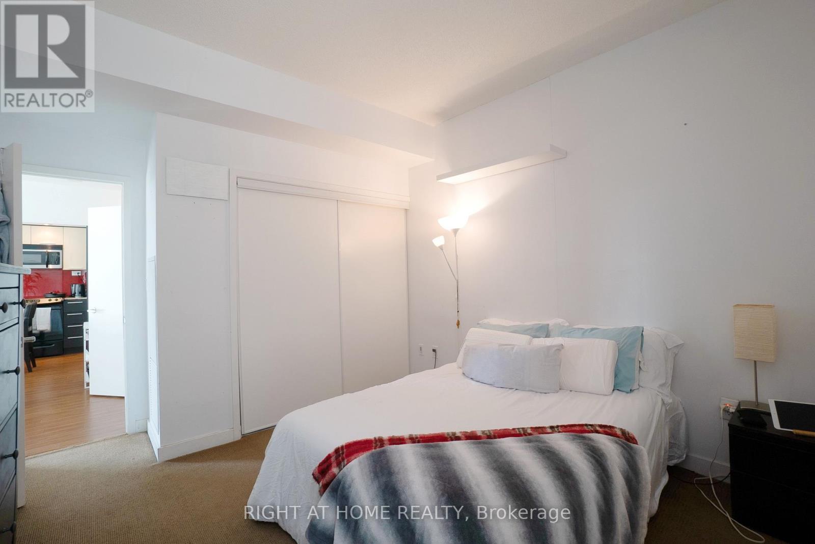 310 - 25 Capreol Court, Toronto, ON - Indoor Photo Showing Bedroom