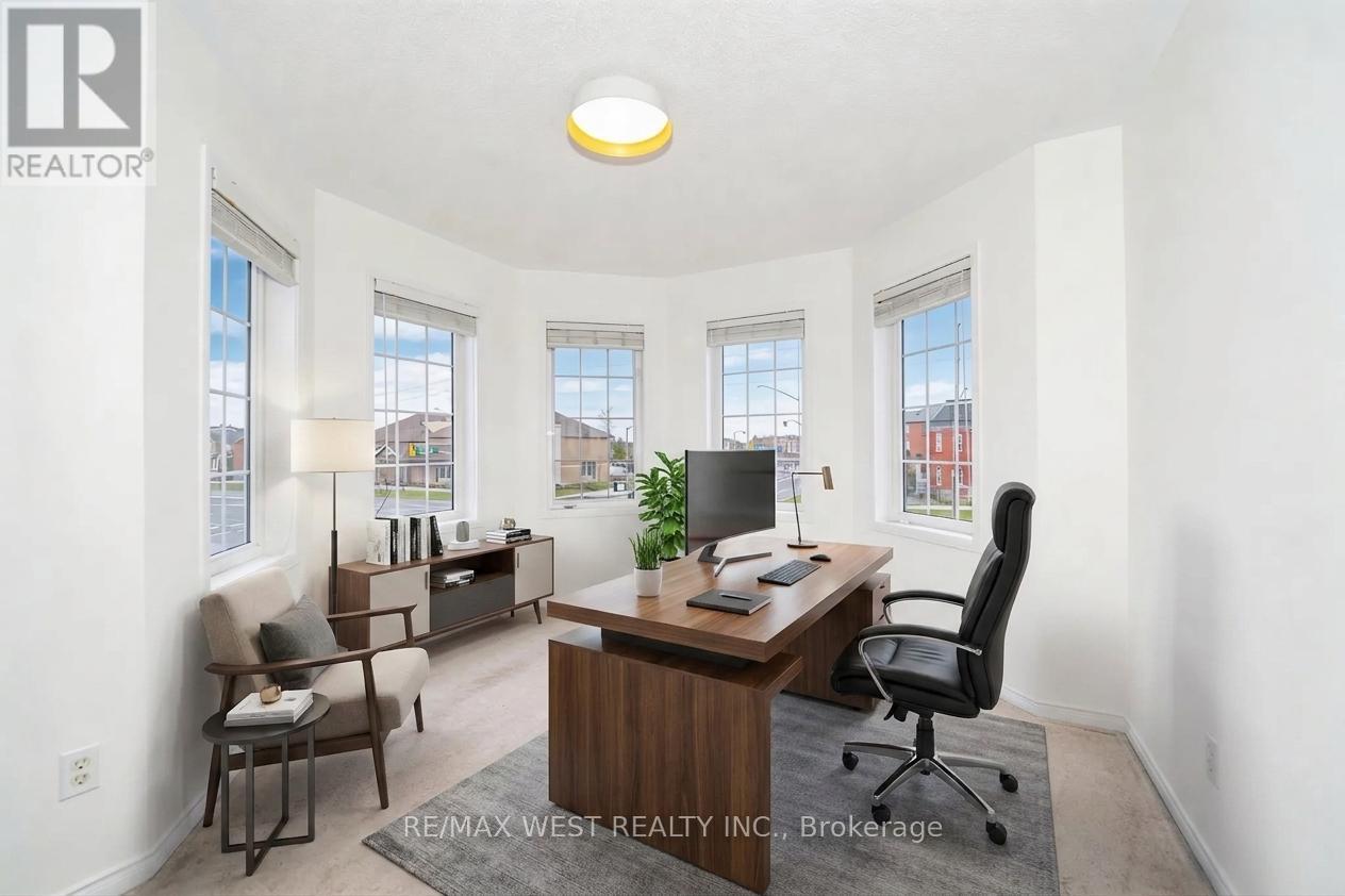 168 Gas Lamp Lane, Markham, ON - Indoor Photo Showing Office