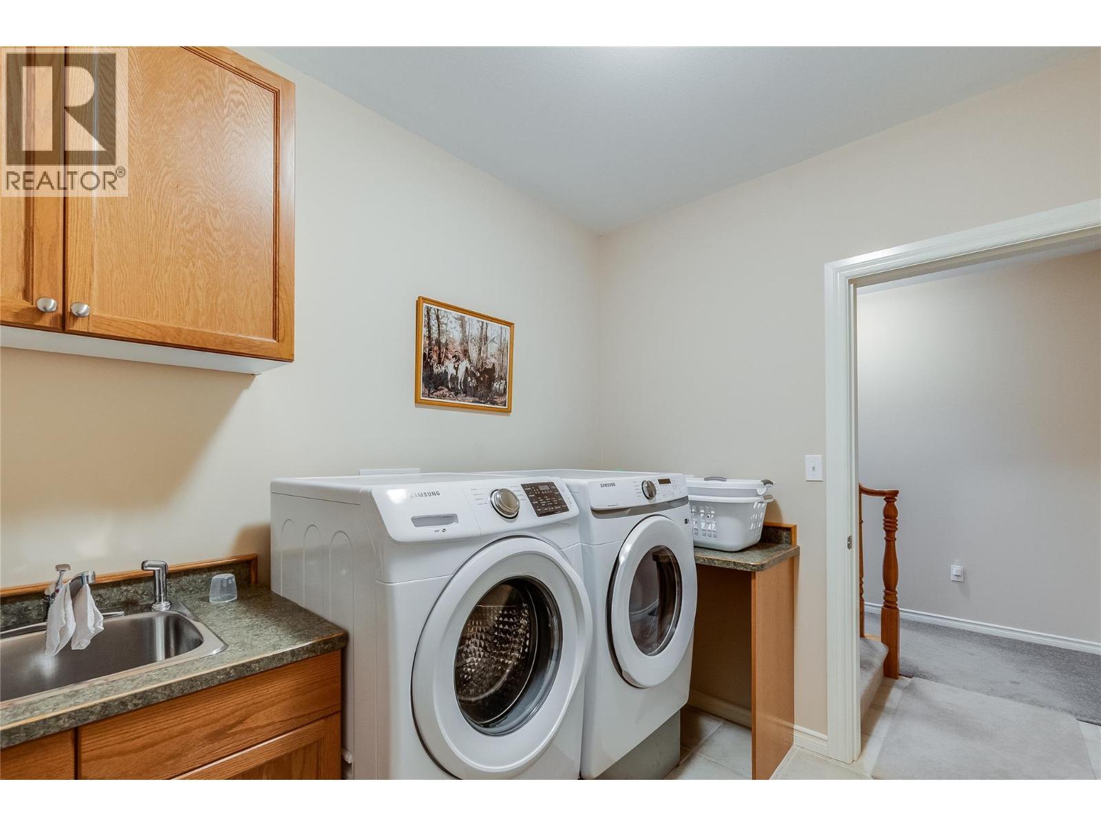 408 Balfour Heights Road, Balfour, BC - Indoor Photo Showing Laundry Room