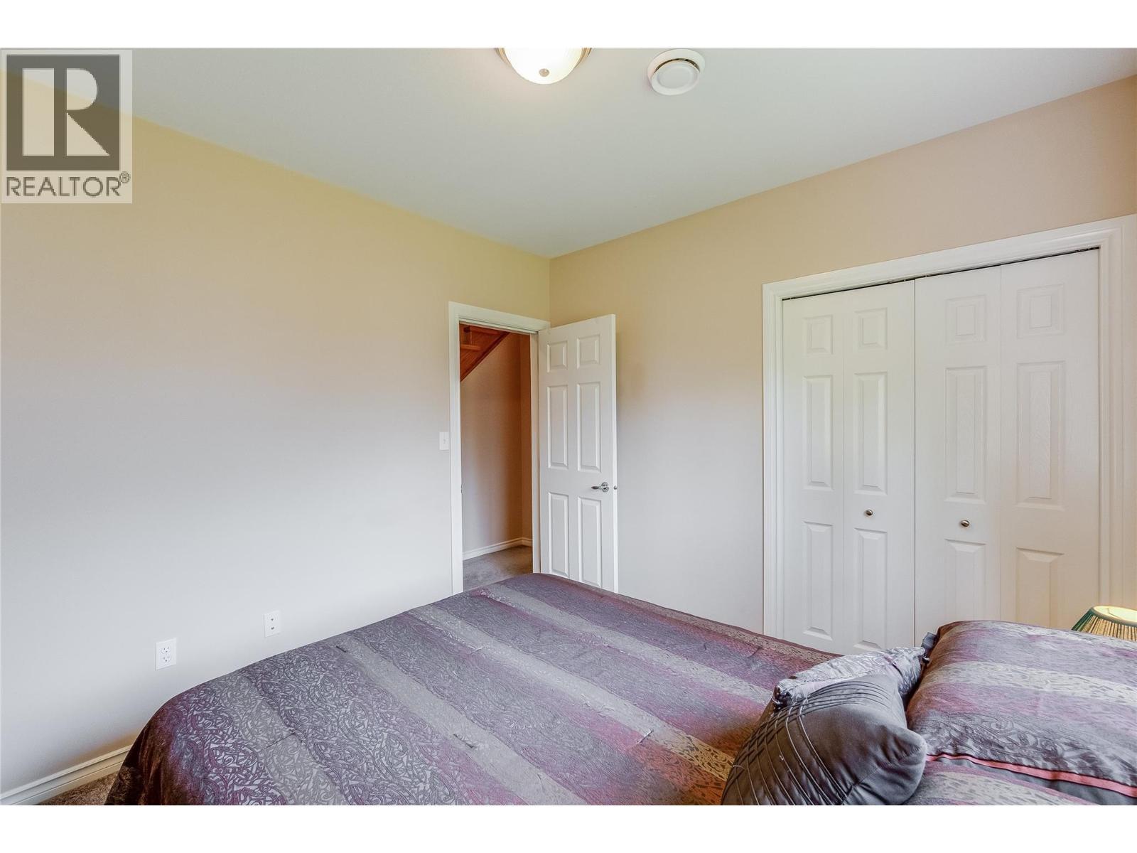 408 Balfour Heights Road, Balfour, BC - Indoor Photo Showing Bedroom