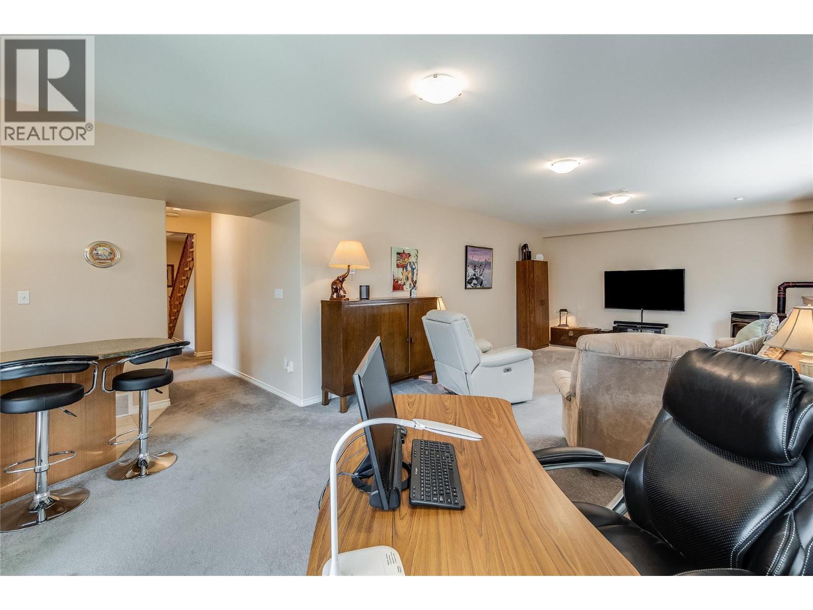 408 Balfour Heights Road, Balfour, BC - Indoor