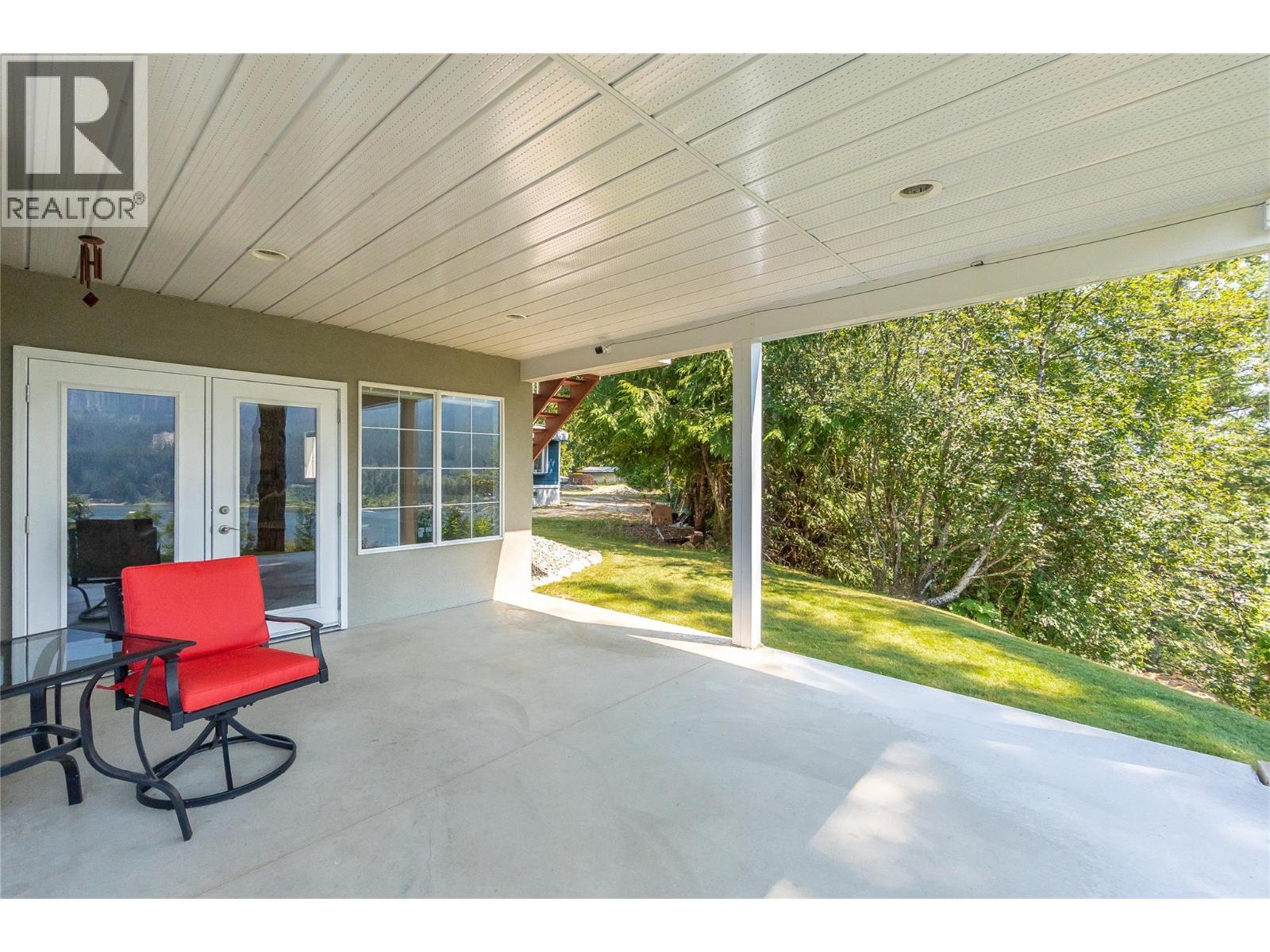 408 Balfour Heights Road, Balfour, BC - Outdoor With Deck Patio Veranda With Exterior