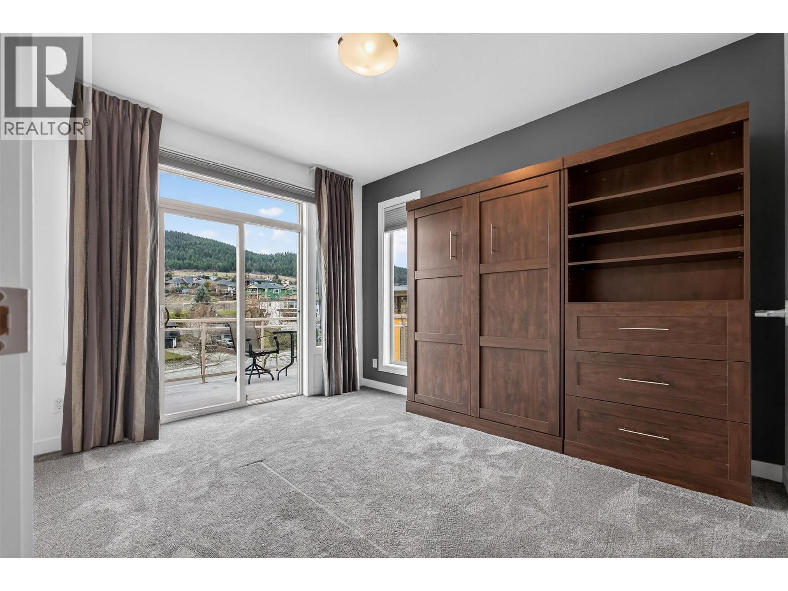 7343 Okanagan Landing Road Unit# 2402, Vernon, BC - Indoor Photo Showing Other Room