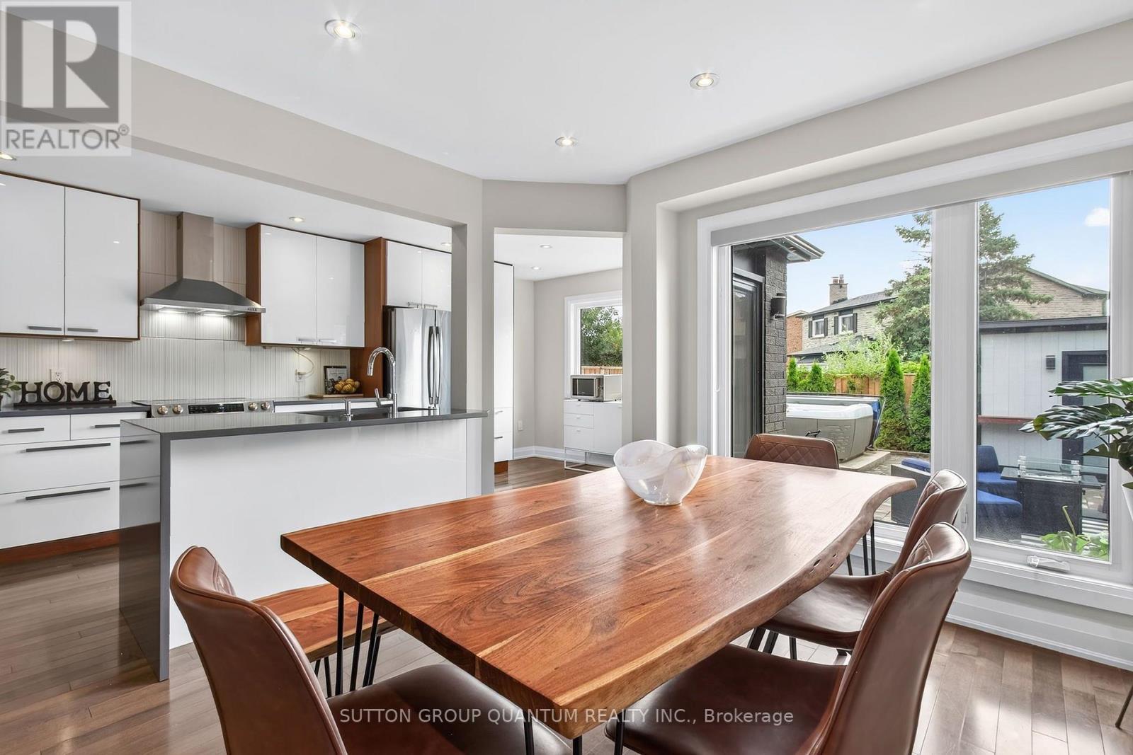 4413 Lee Drive, Mississauga, ON - Indoor