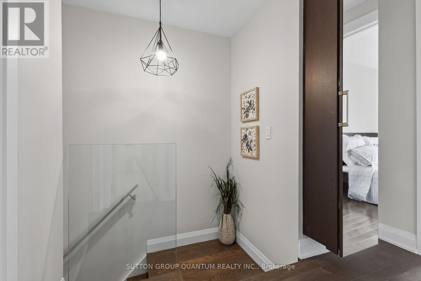 4413 Lee Drive, Mississauga, ON - Indoor Photo Showing Other Room