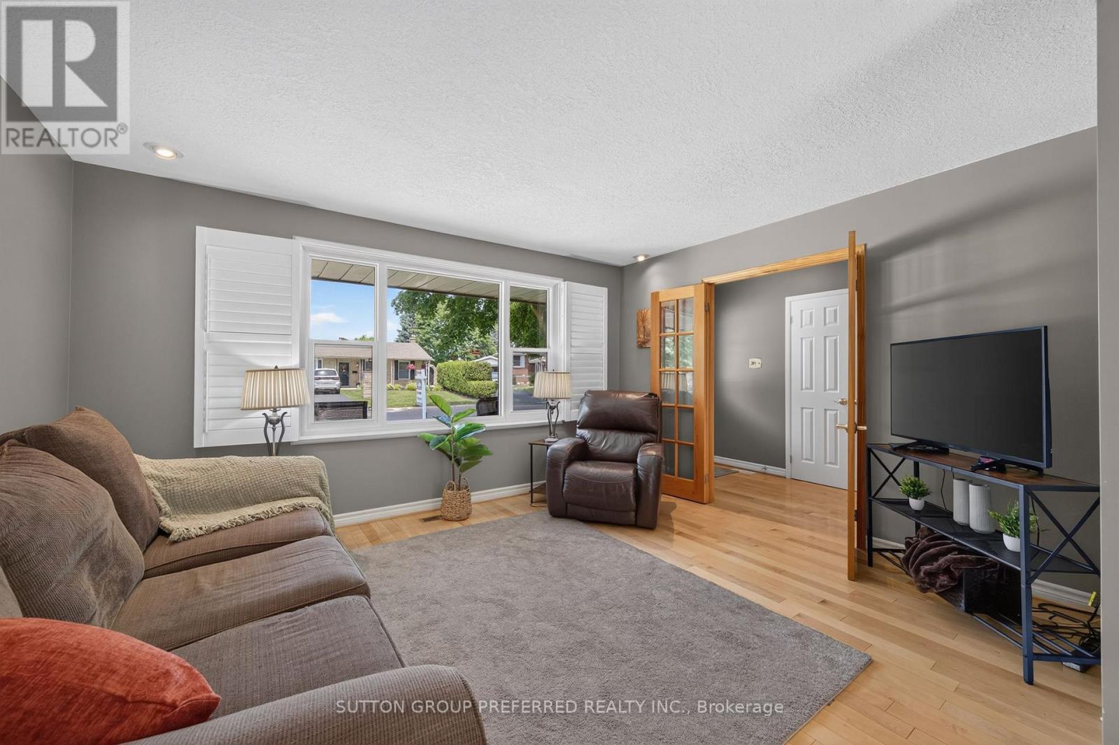 90 Glenburnie Crescent, London North (North H), ON - Indoor Photo Showing Living Room