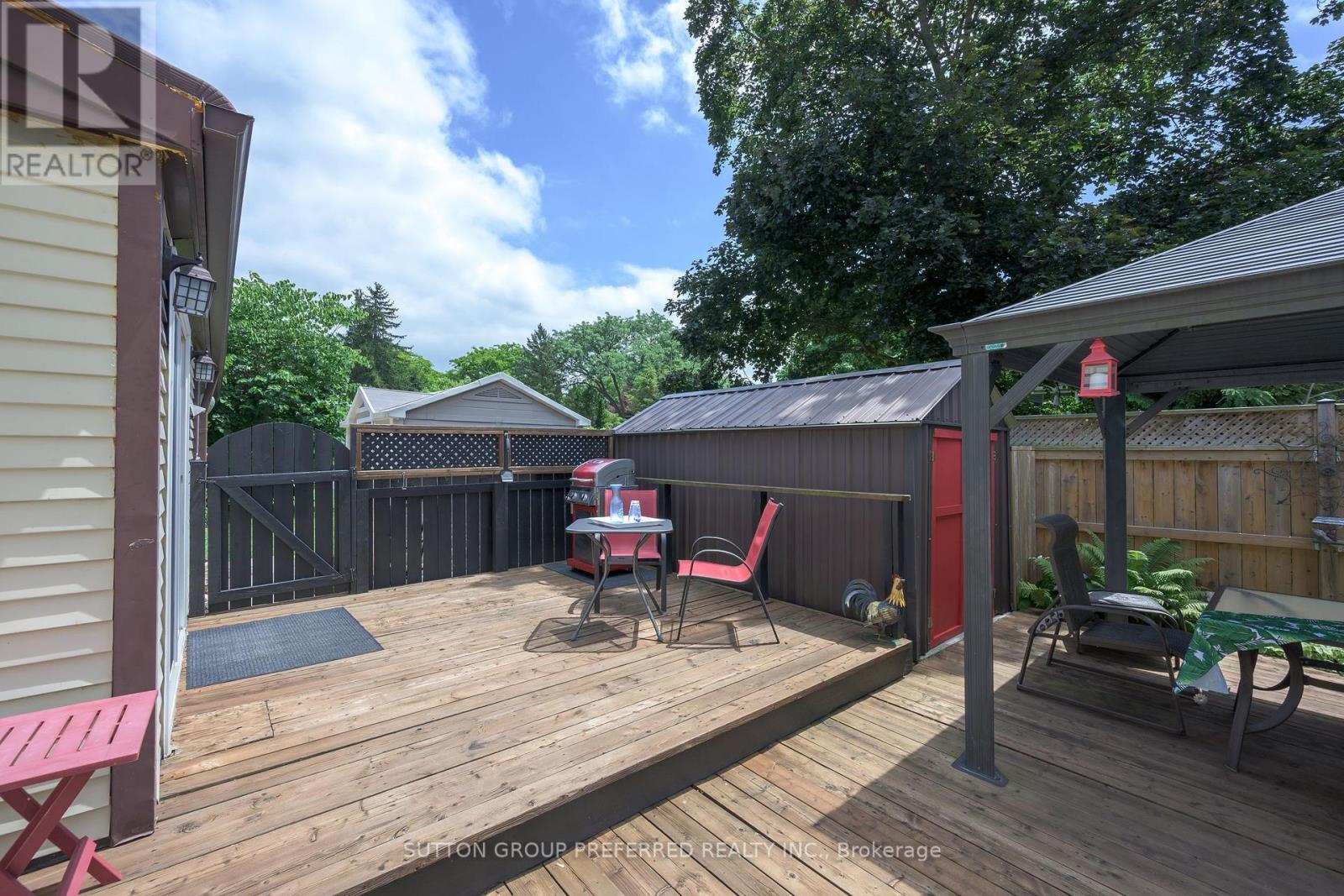 90 Glenburnie Crescent, London North (North H), ON - Outdoor With Deck Patio Veranda With Exterior