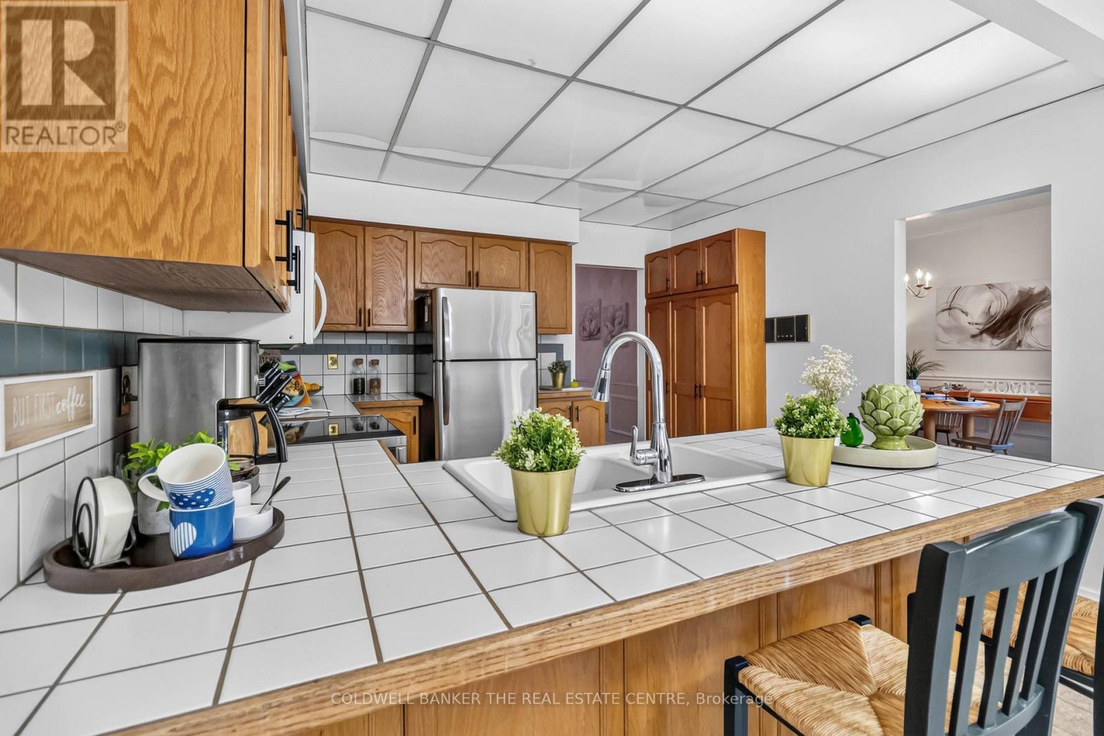 2040 Markle Drive, Oakville, ON - Indoor Photo Showing Other Room