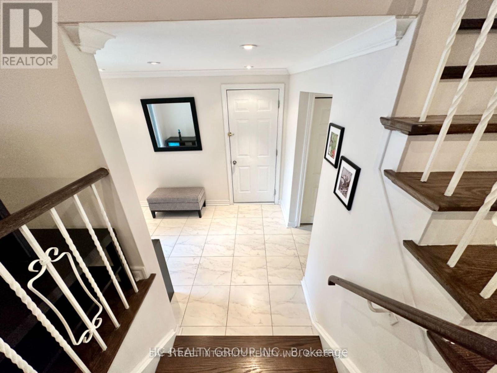 35 Lailey Crescent, Toronto, ON - Indoor Photo Showing Other Room