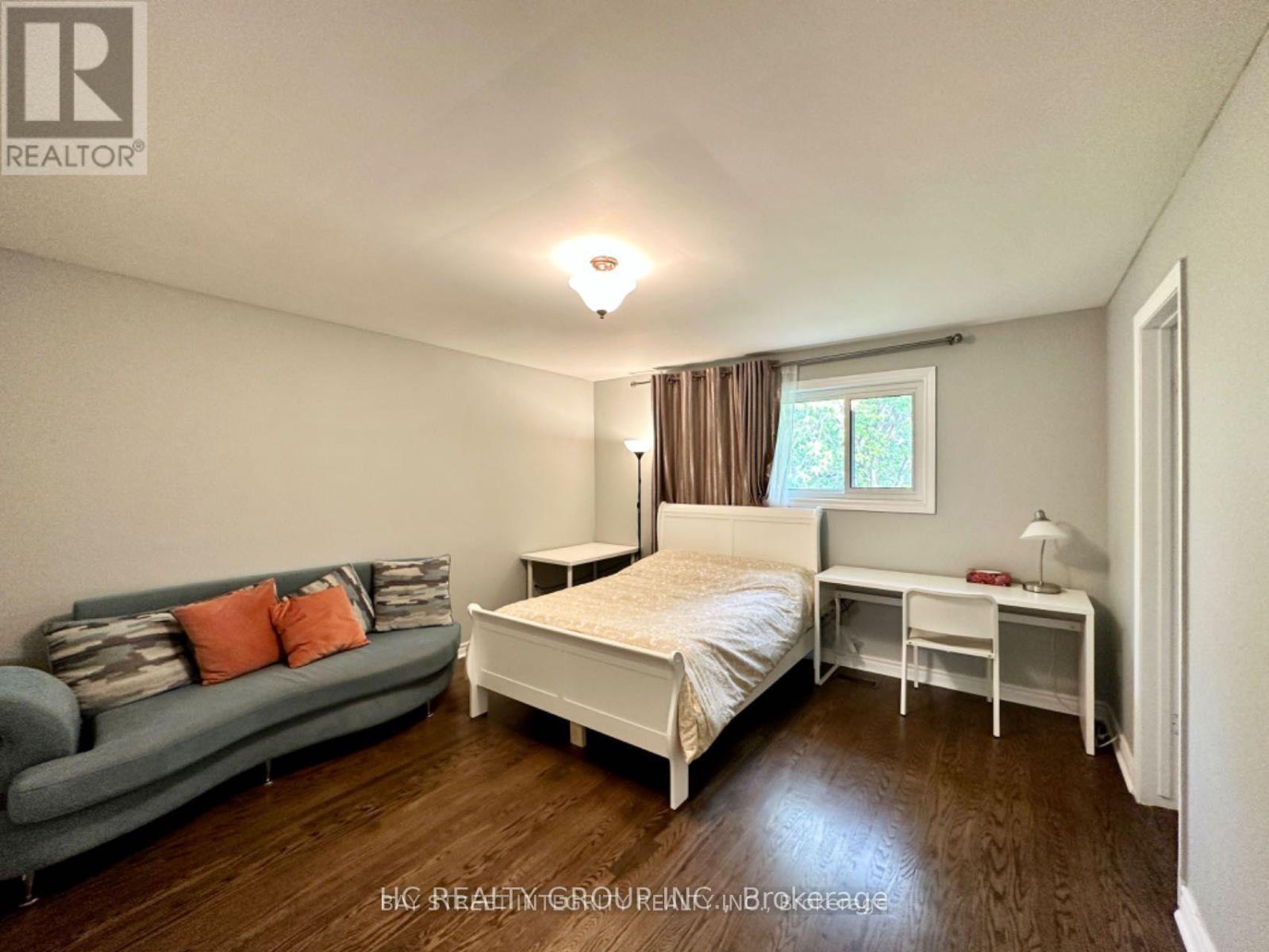 35 Lailey Crescent, Toronto, ON - Indoor Photo Showing Bedroom