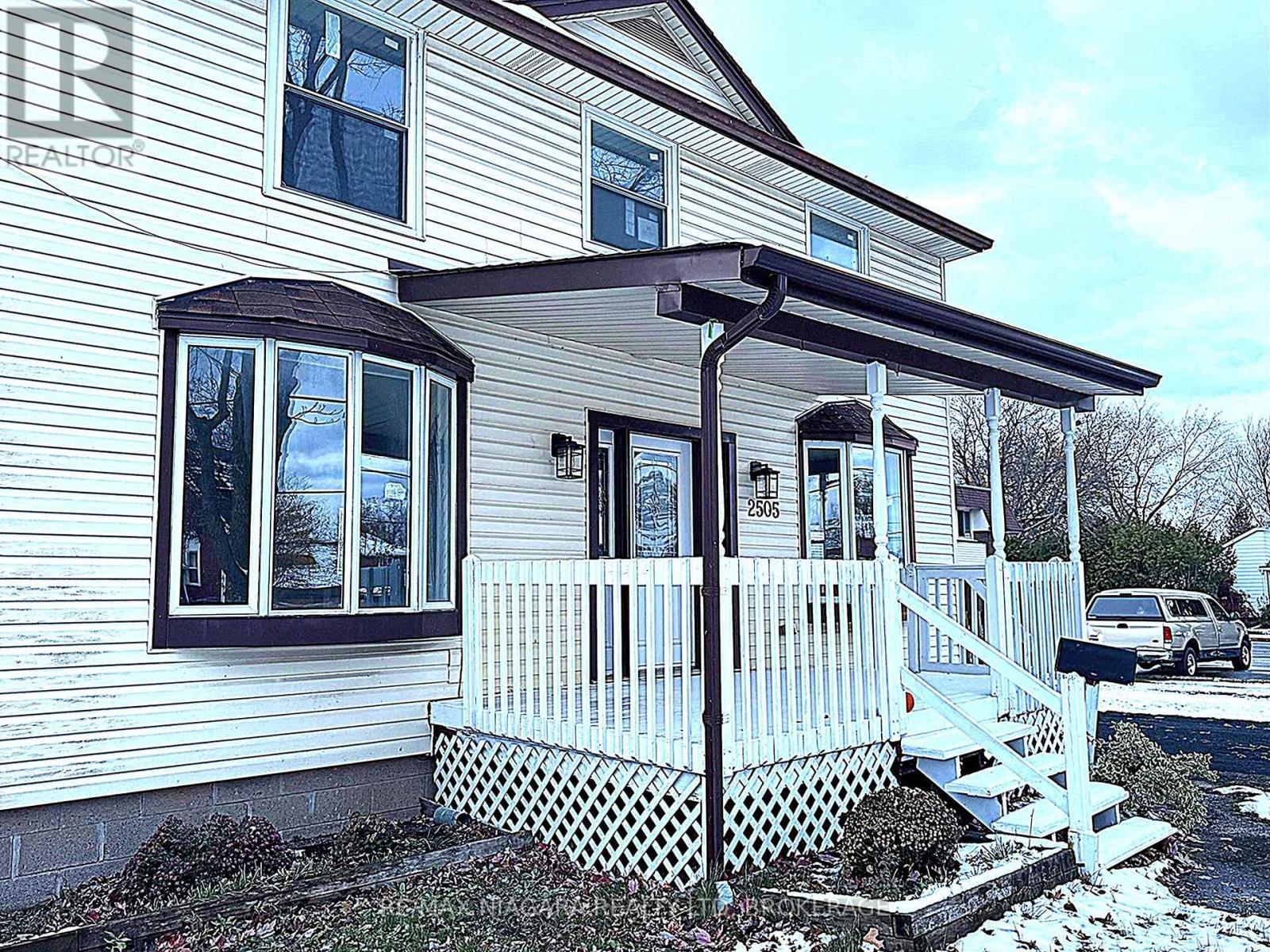2505 Stevensville Road, Fort Erie (Stevensville), ON - Outdoor With Deck Patio Veranda