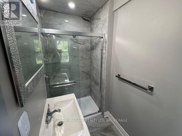 2505 Stevensville Road, Fort Erie (Stevensville), ON - Indoor Photo Showing Other Room