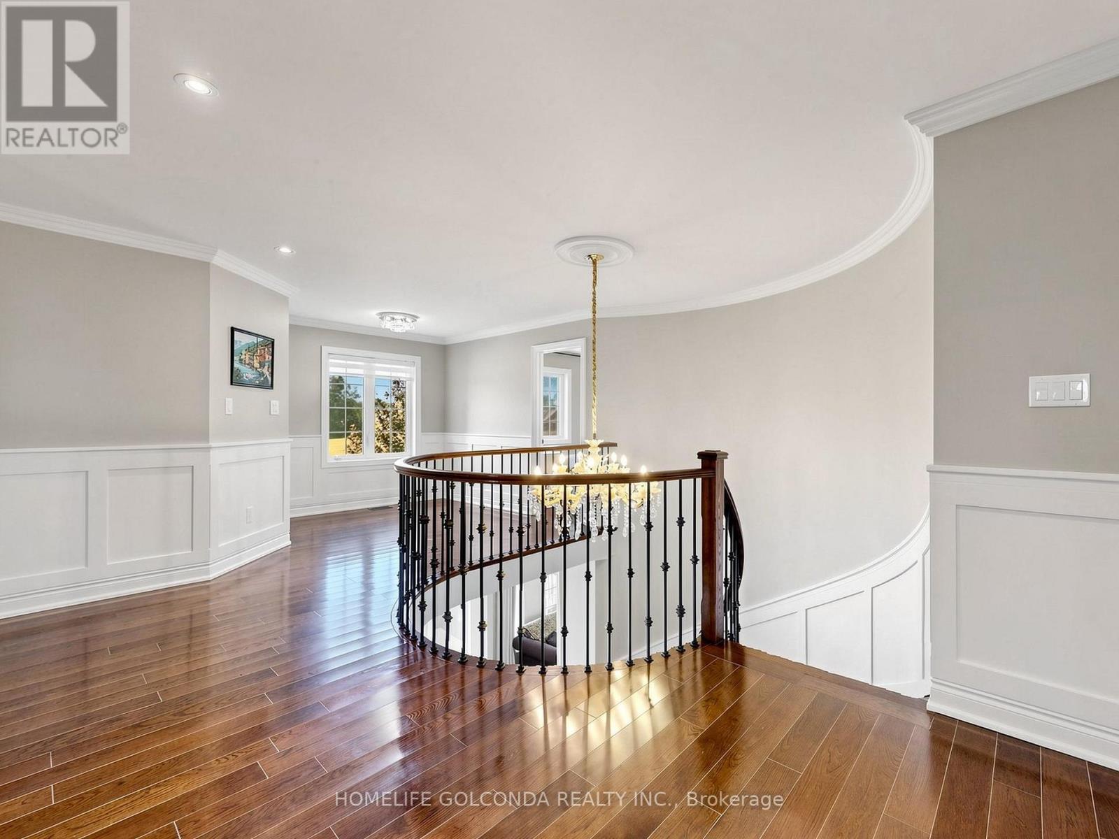 36 Oliver'S Mill Road, Springwater, ON - Indoor Photo Showing Other Room
