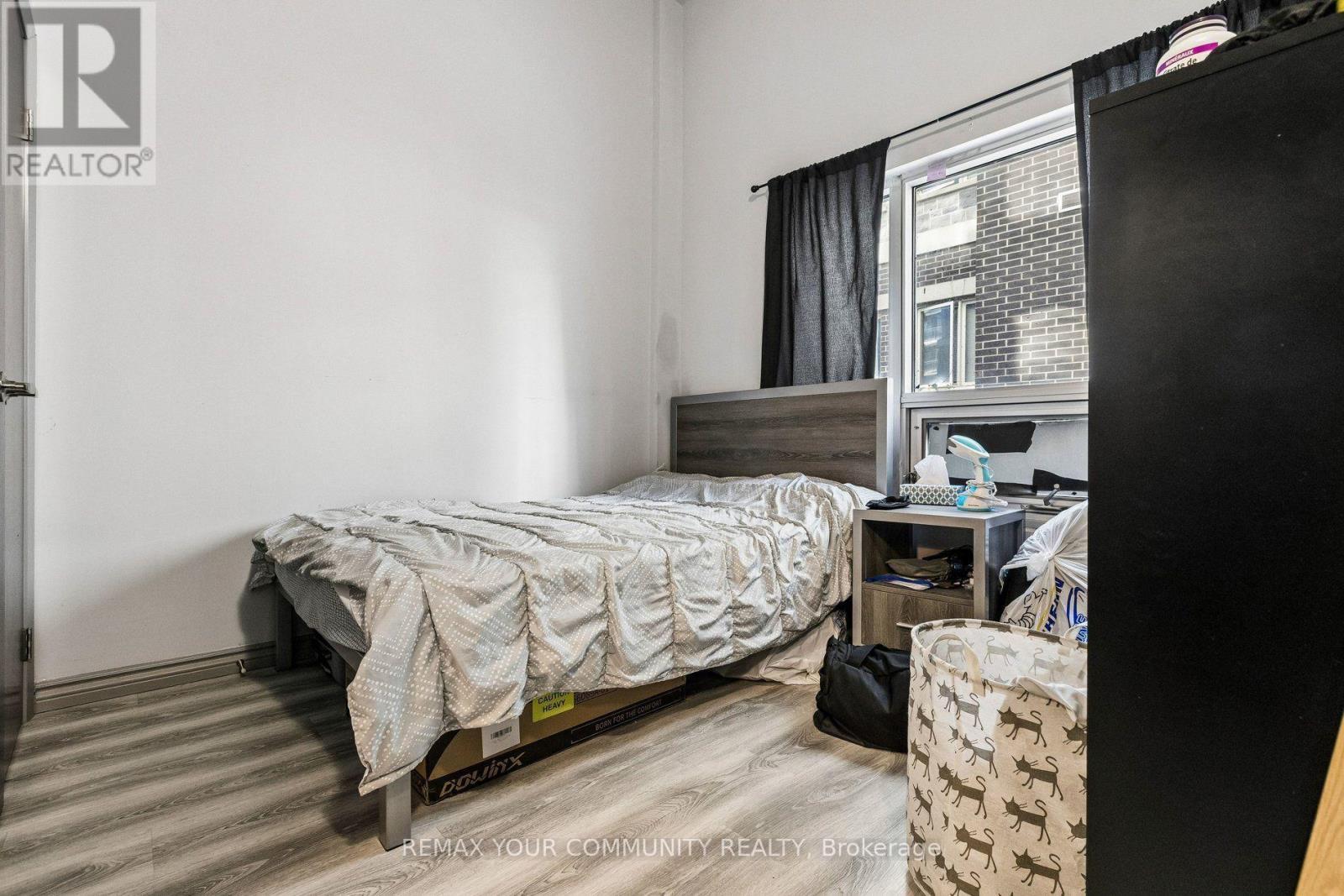 F115 - 275 Larch Street, Waterloo, ON - Indoor Photo Showing Bedroom