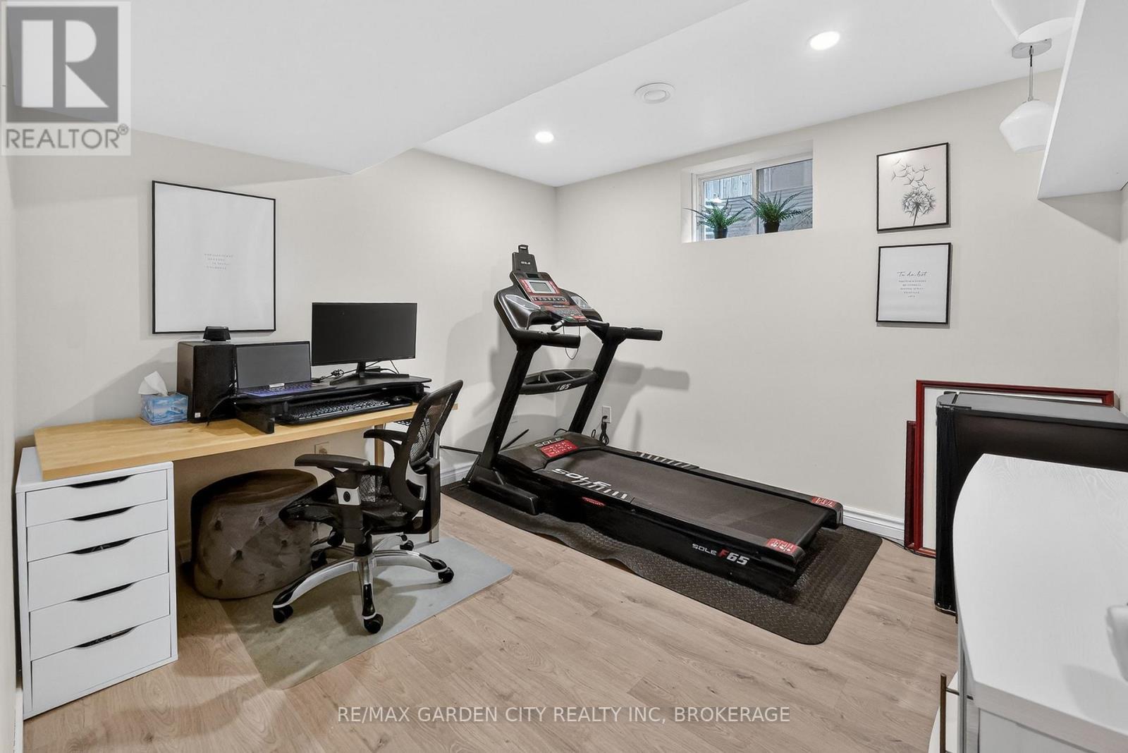 22 Riesling Drive, Niagara-On-The-Lake (Virgil), ON - Indoor