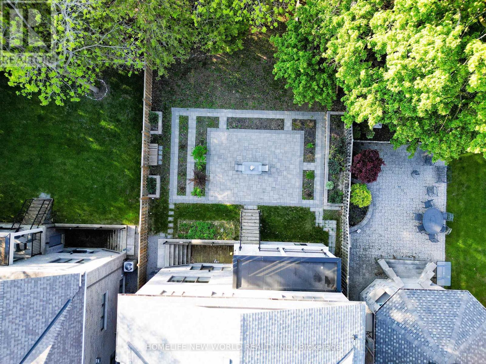 10 Stancroft Drive, Richmond Hill, ON - Outdoor With Deck Patio Veranda