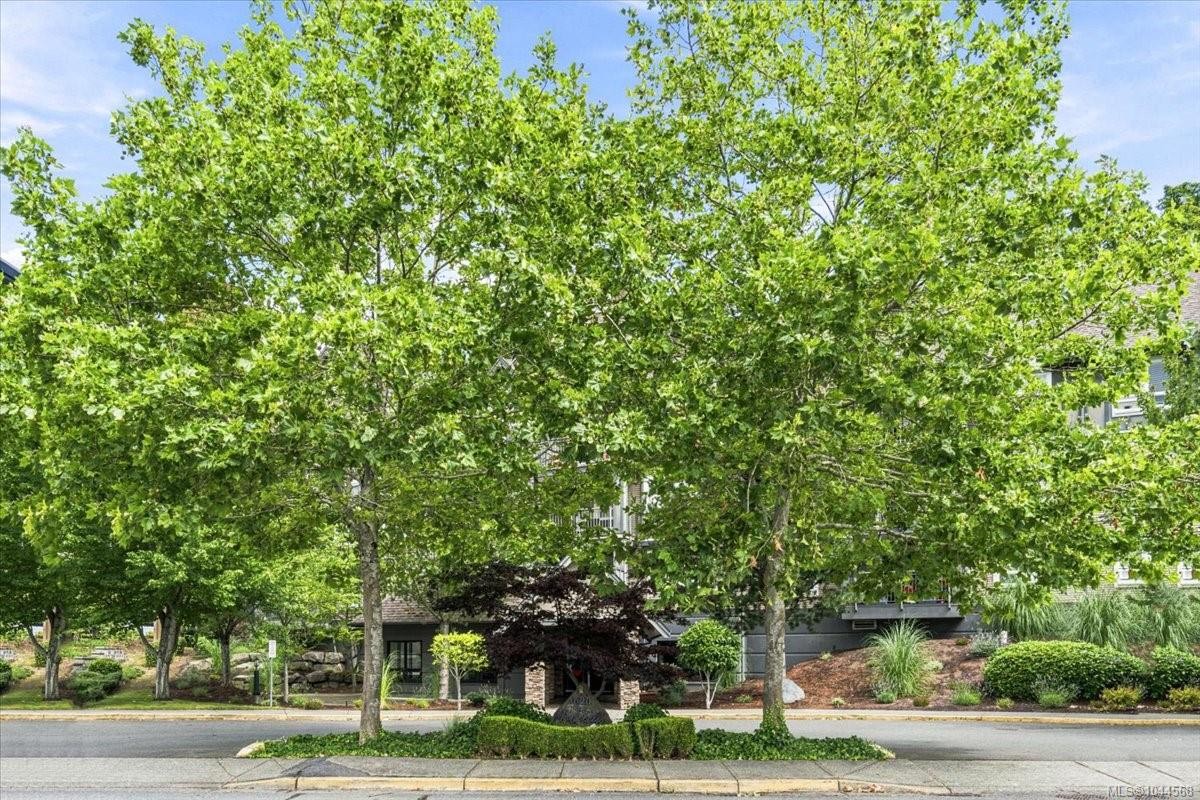 #203-1620 Townsite Rd, Nanaimo, BC