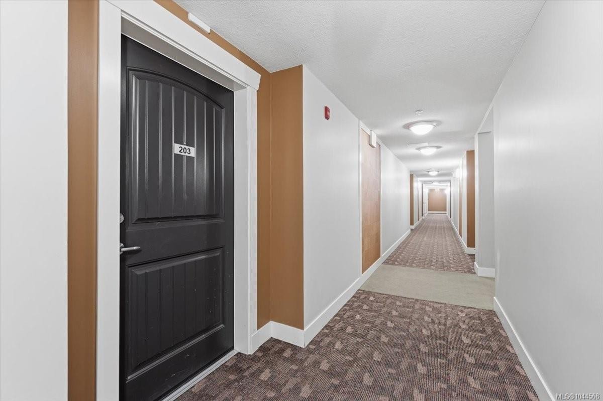 #203-1620 Townsite Rd, Nanaimo, BC