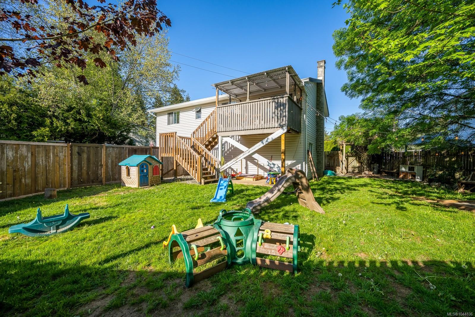 1507 Osprey Pl, Courtenay, BC